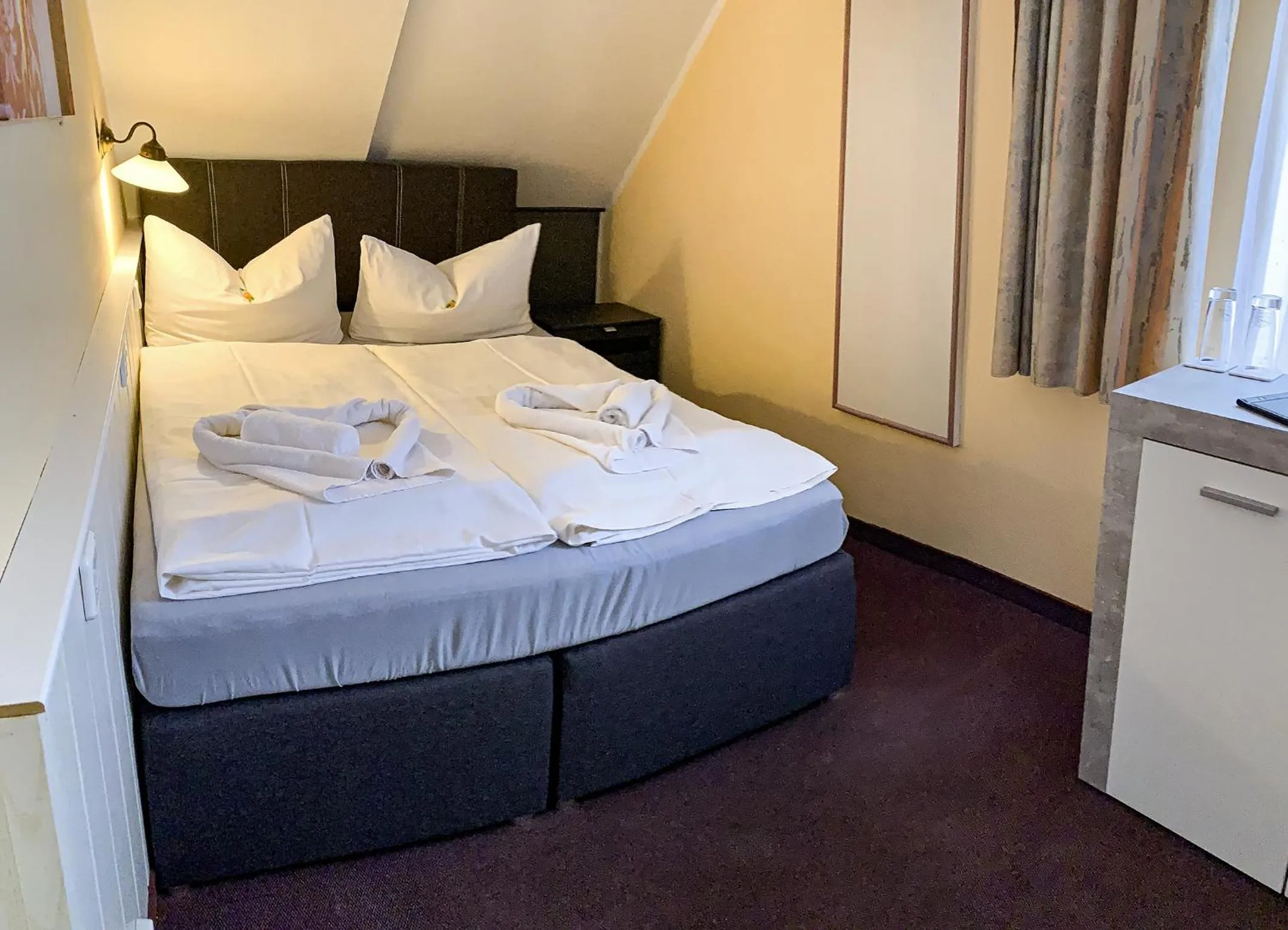 Bedroom, Bed in Hotel Carl von Clausewitz