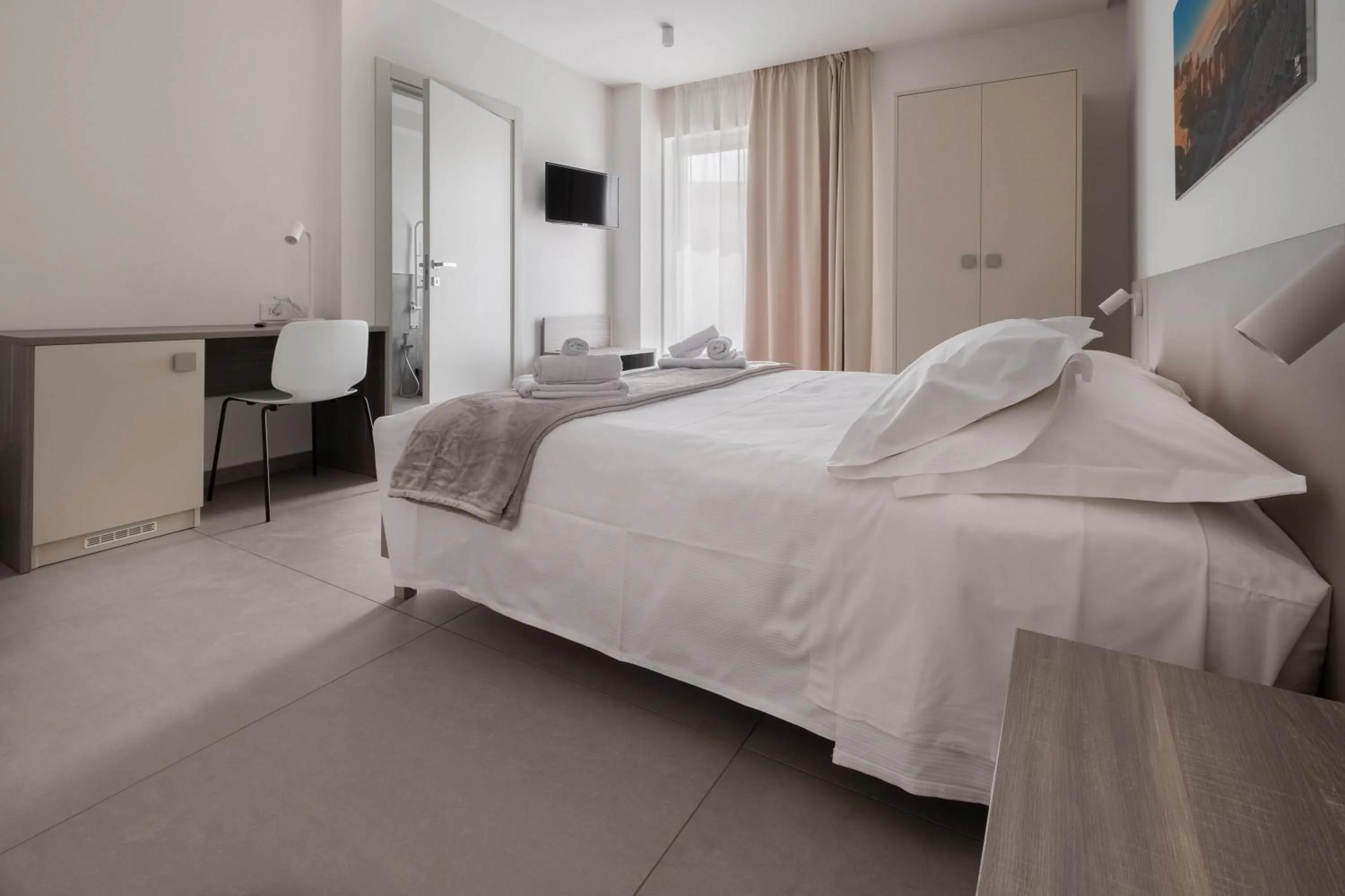 Bedroom, Bed in Hotel 1921