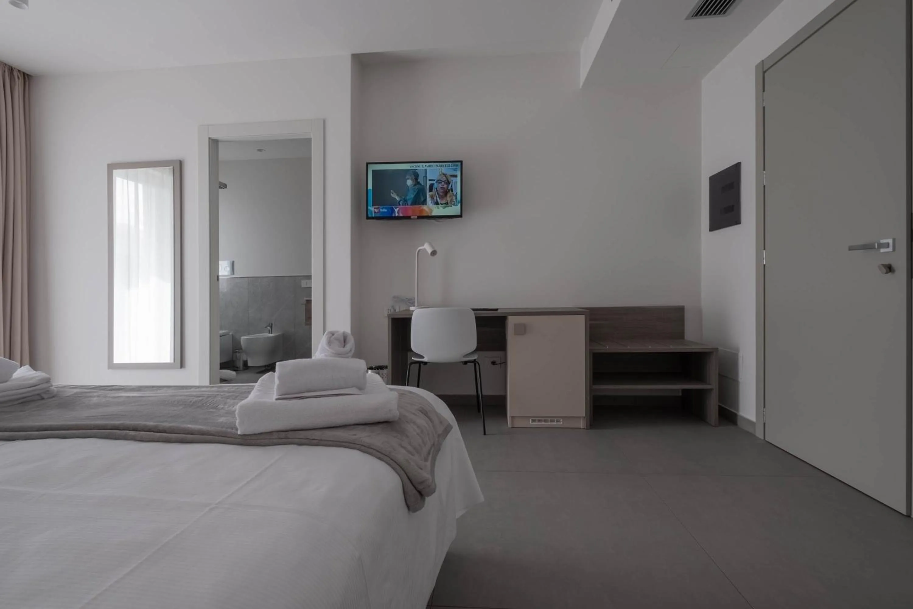 Bedroom, Bed in Hotel 1921