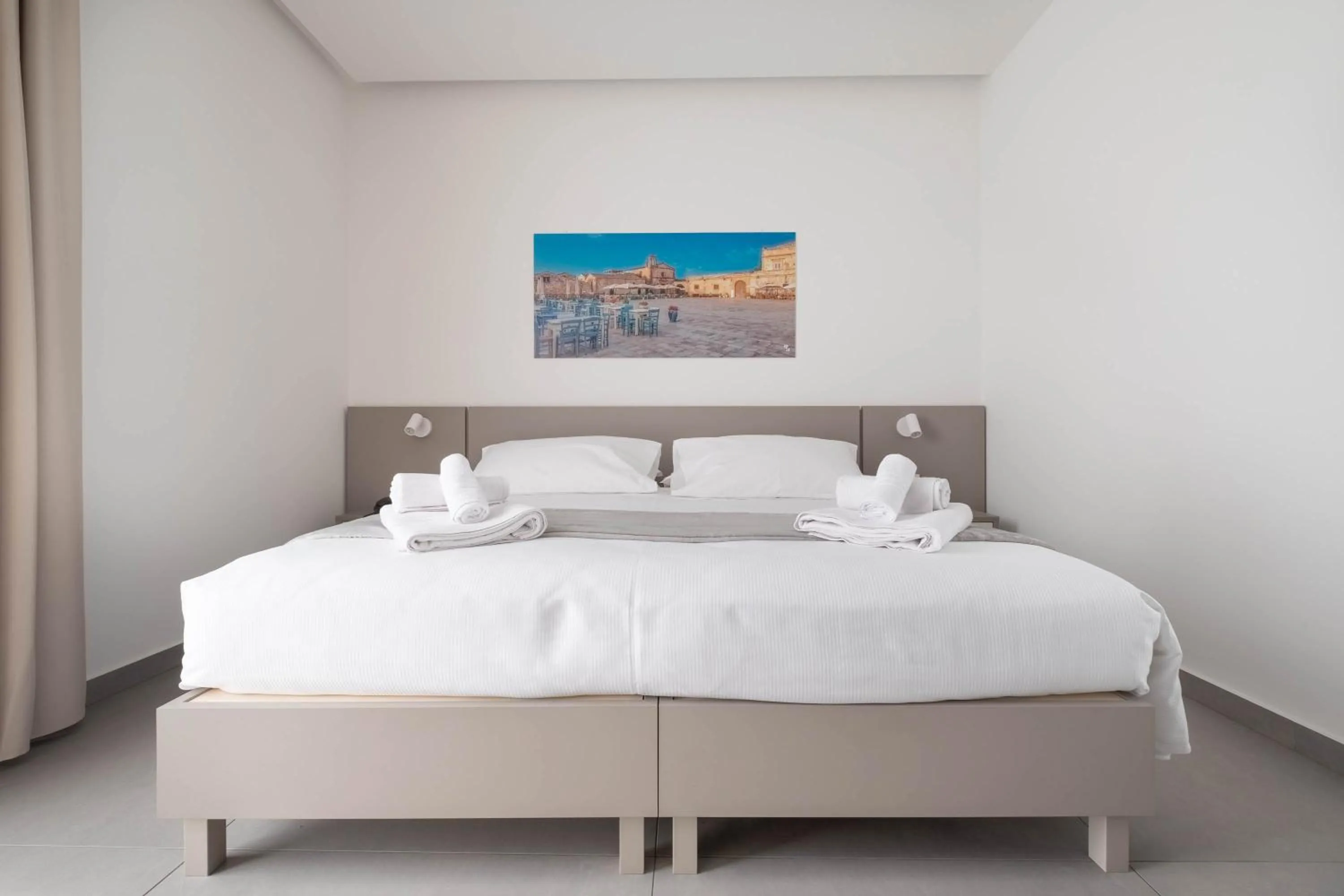 Bedroom, Bed in Hotel 1921