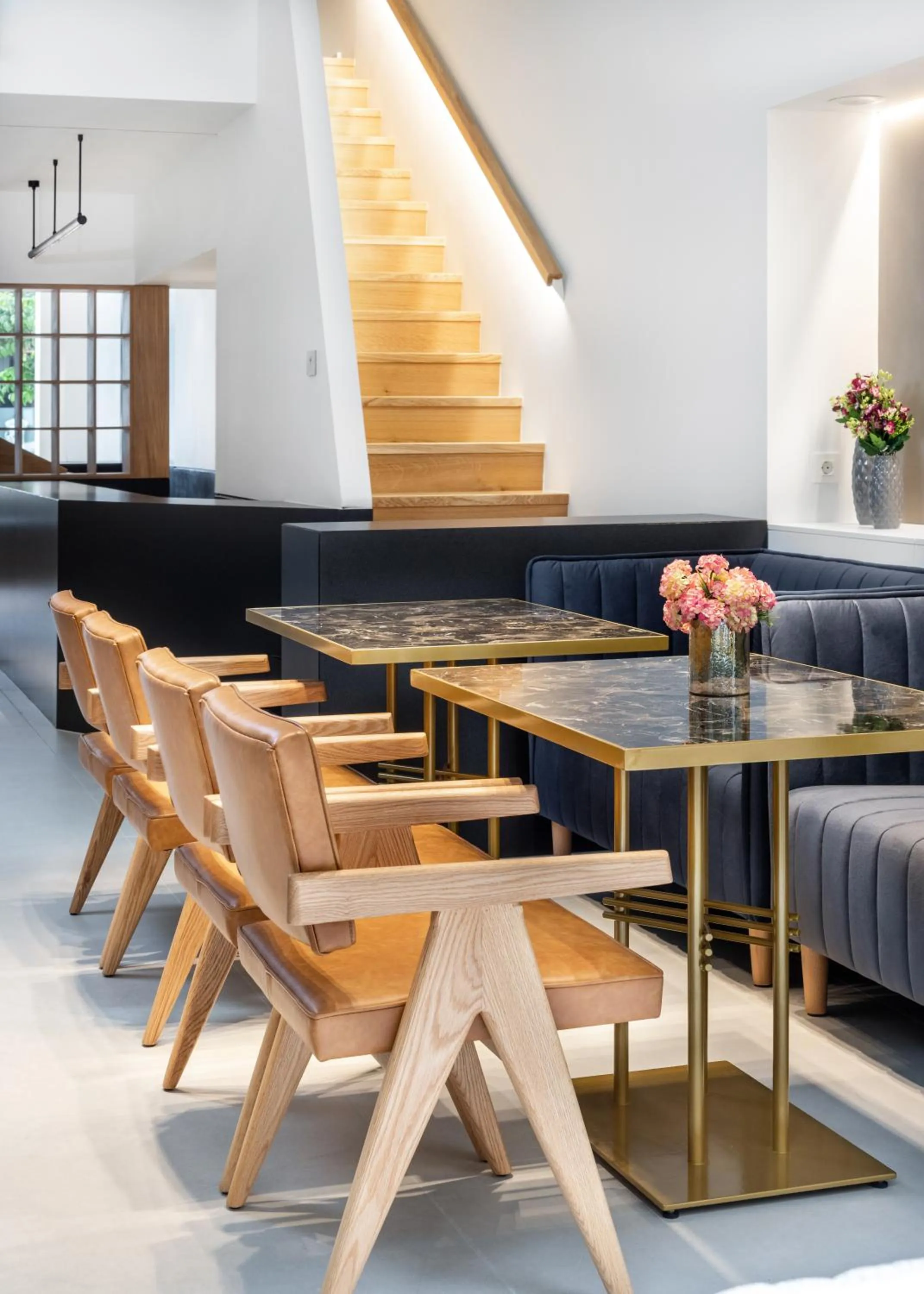 Lounge or bar in DAYS City Suites