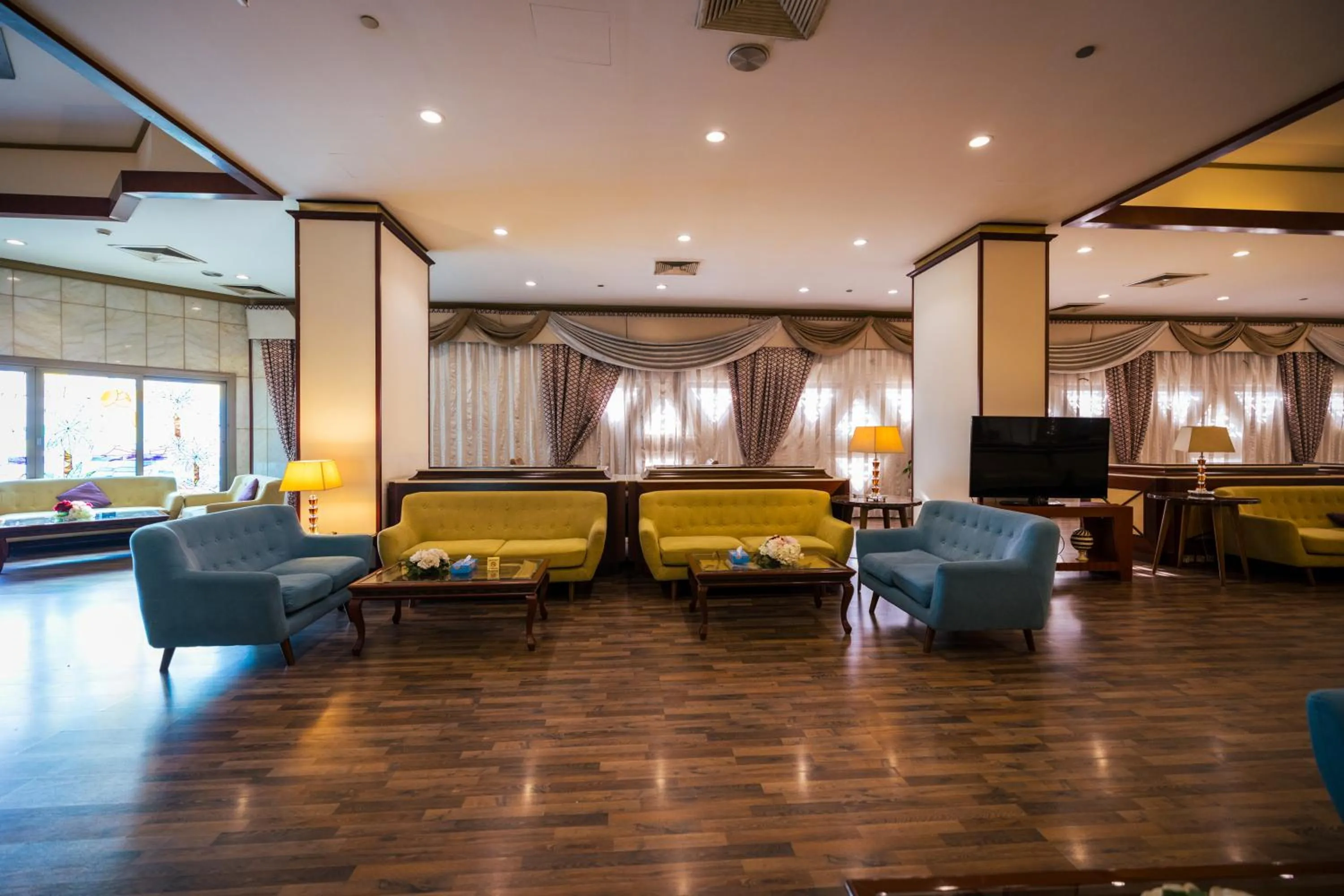 Living room in Jeddah Grand Hotel