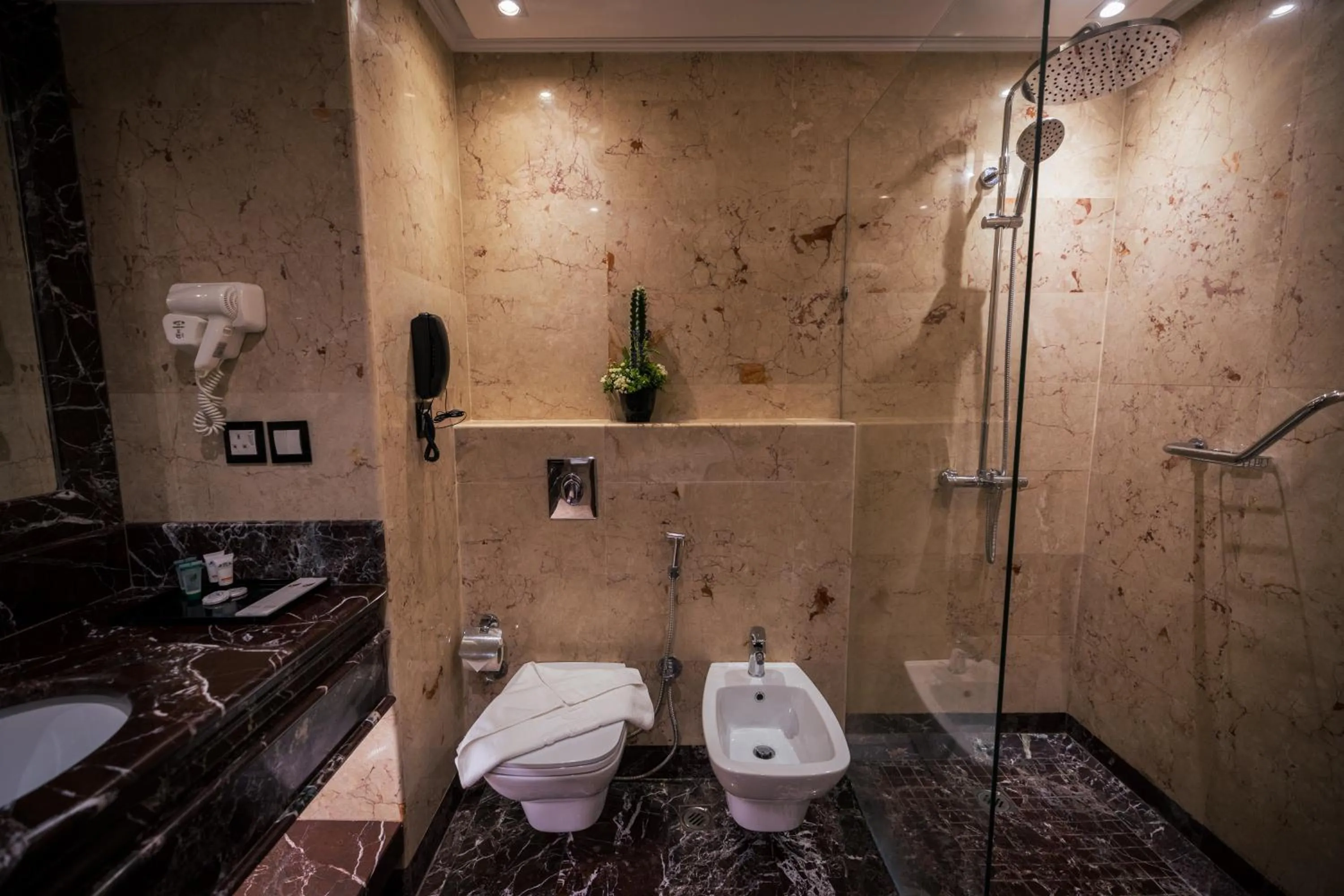 Toilet in Jeddah Grand Hotel