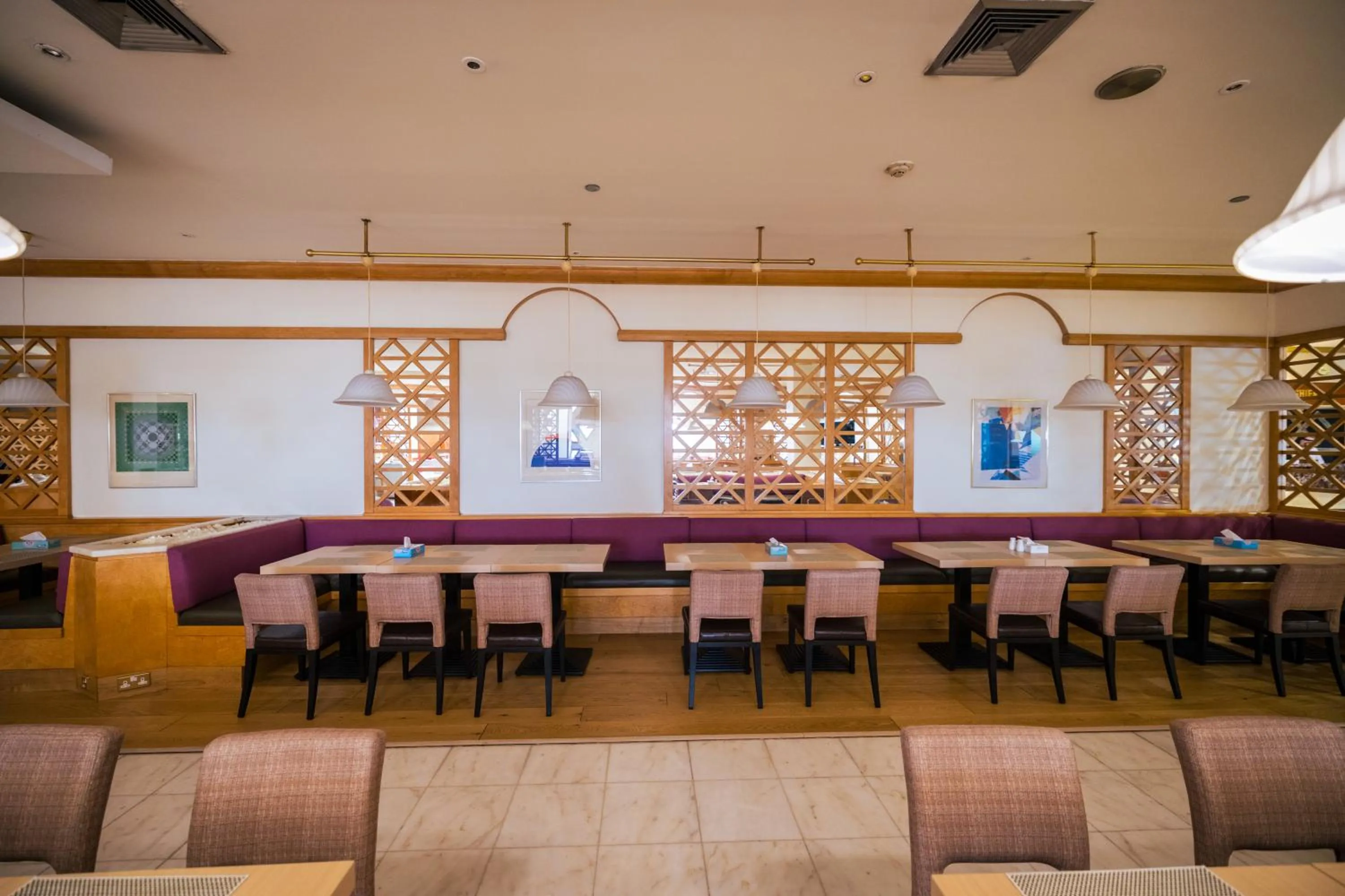 Restaurant/places to eat in Jeddah Grand Hotel