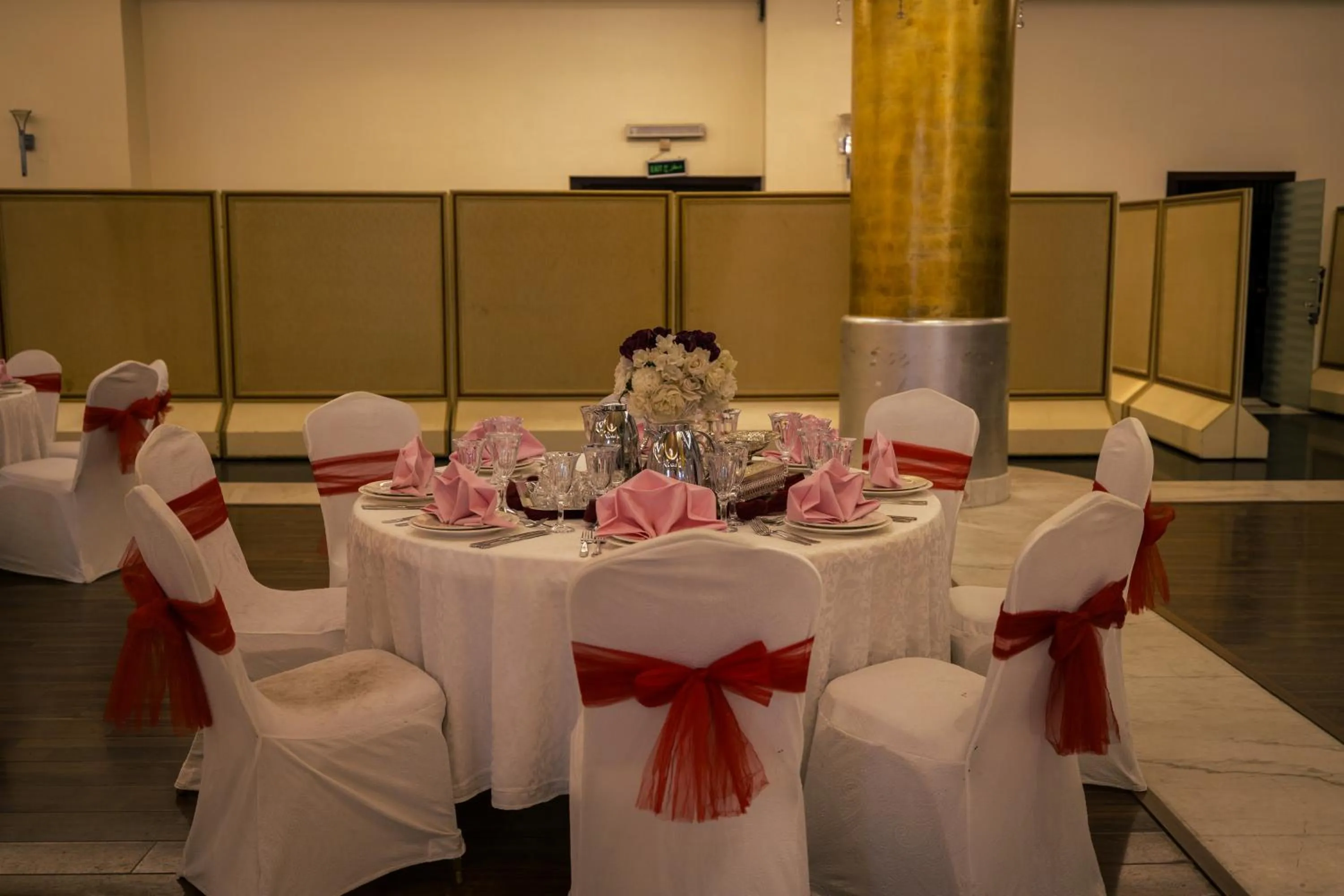 Restaurant/places to eat in Jeddah Grand Hotel