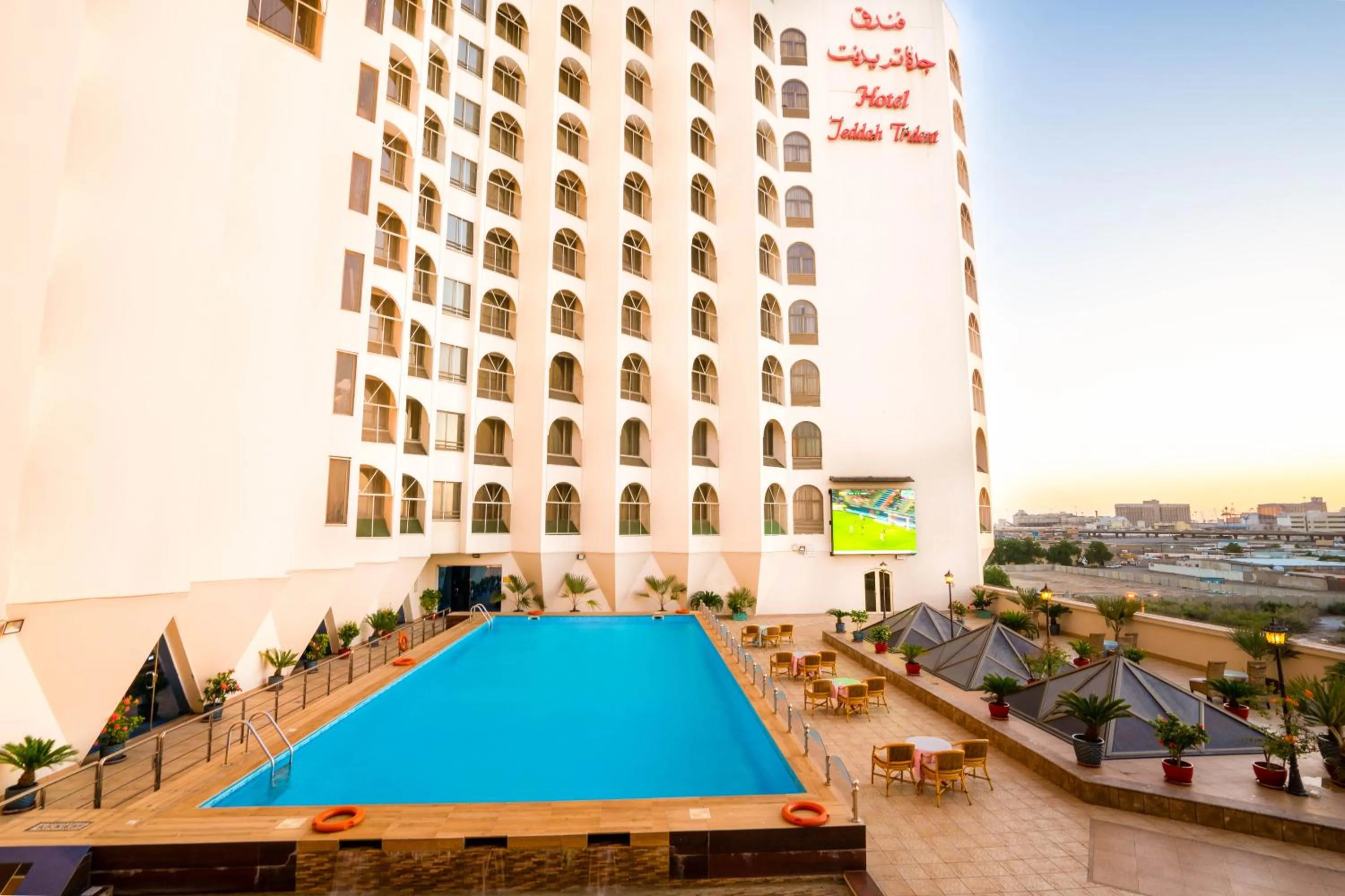 Restaurant/places to eat in Jeddah Grand Hotel