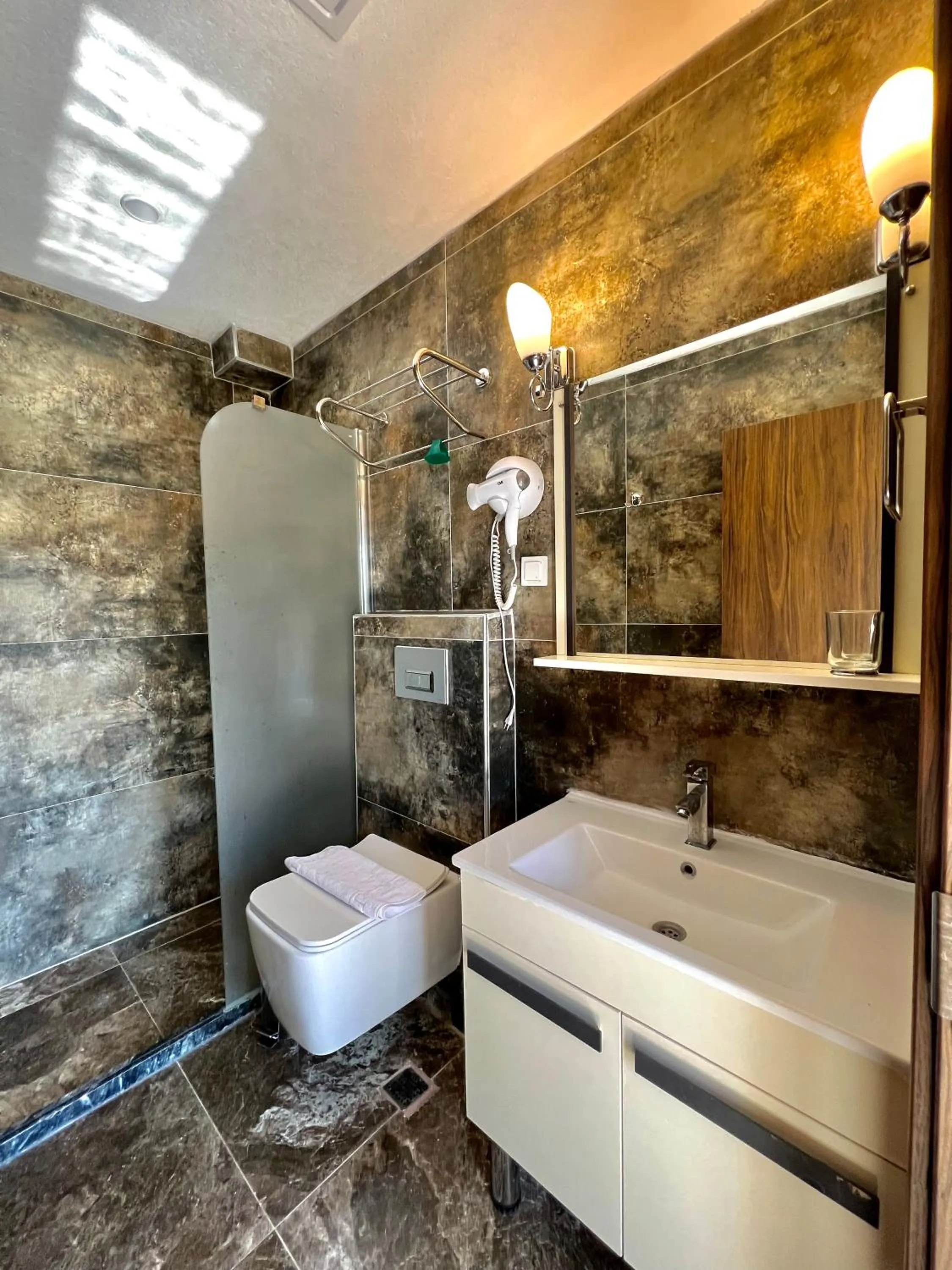 Bathroom in Otel Beyaz İnci