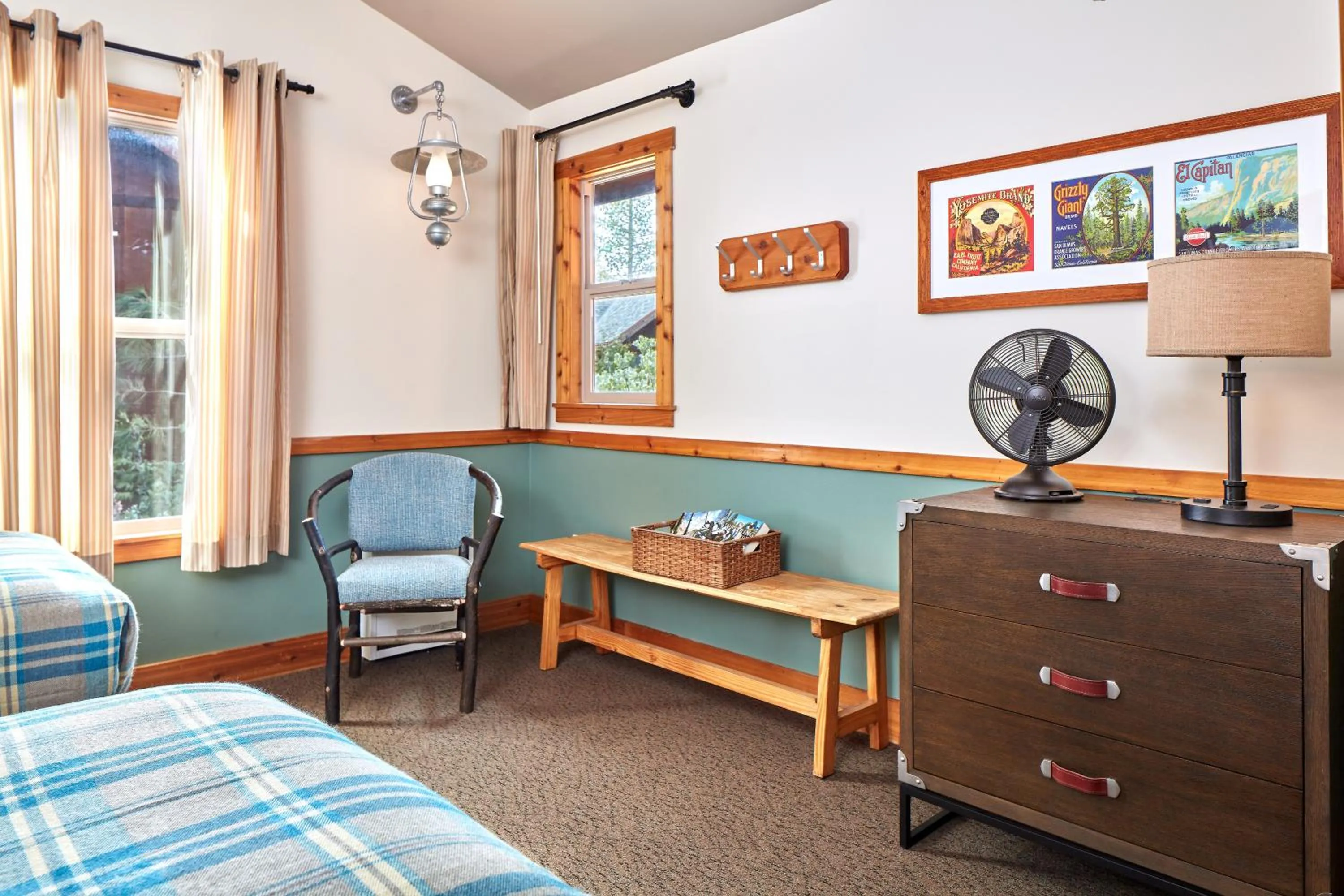 Seating area, Bed in Evergreen Lodge at Yosemite