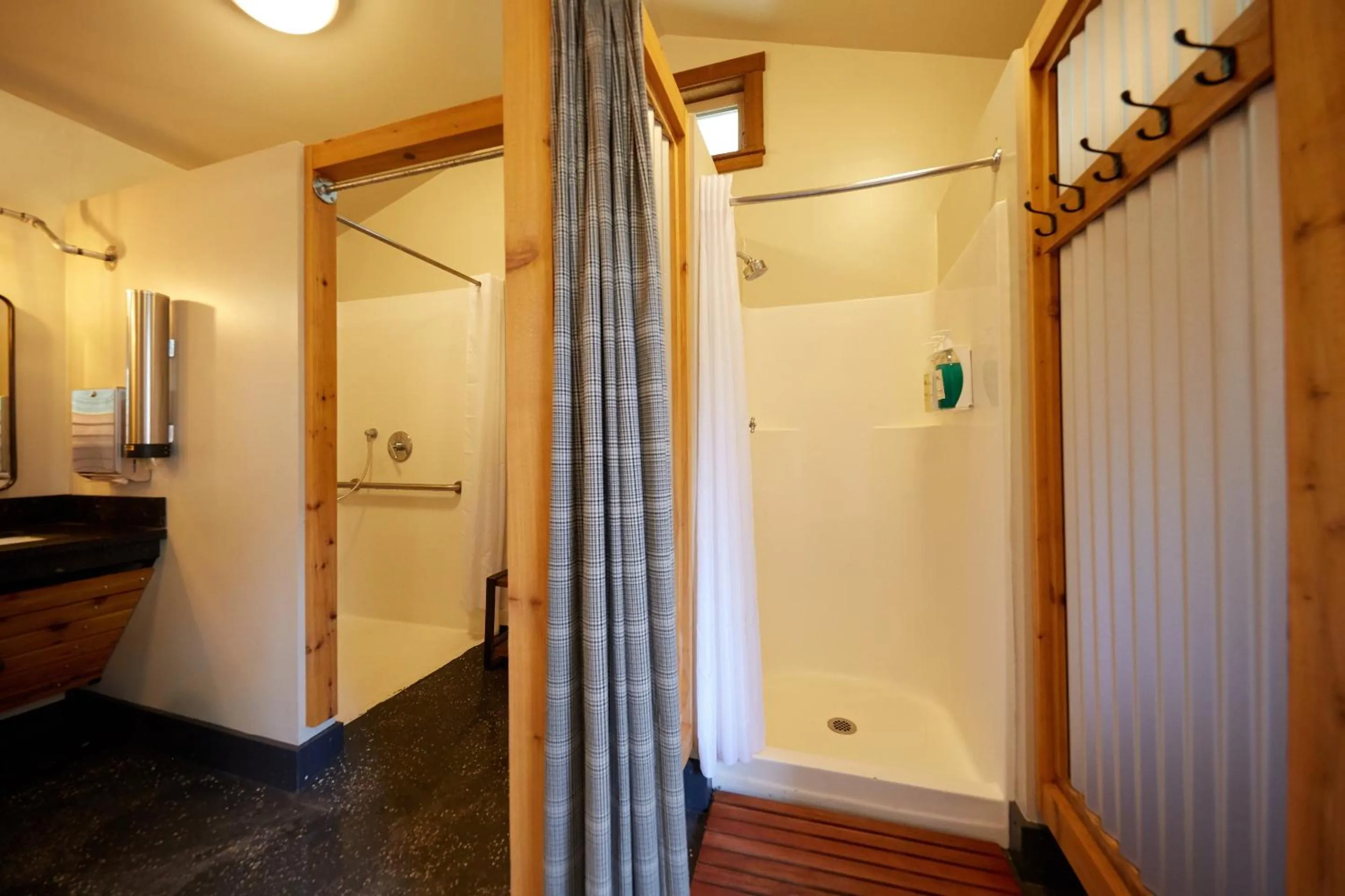 Shower in Evergreen Lodge at Yosemite