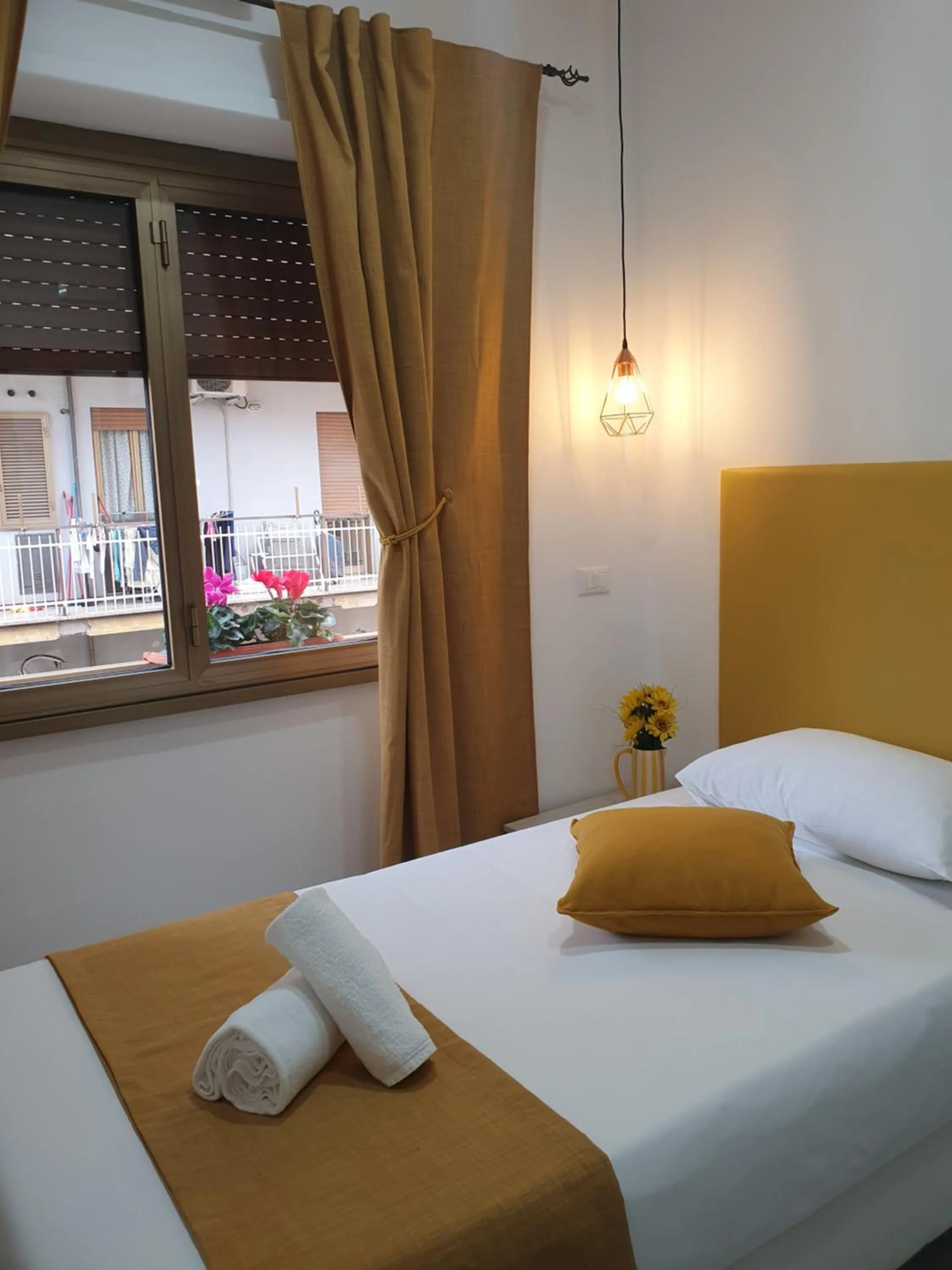 Bedroom, Bed in Affittacamere Dianir