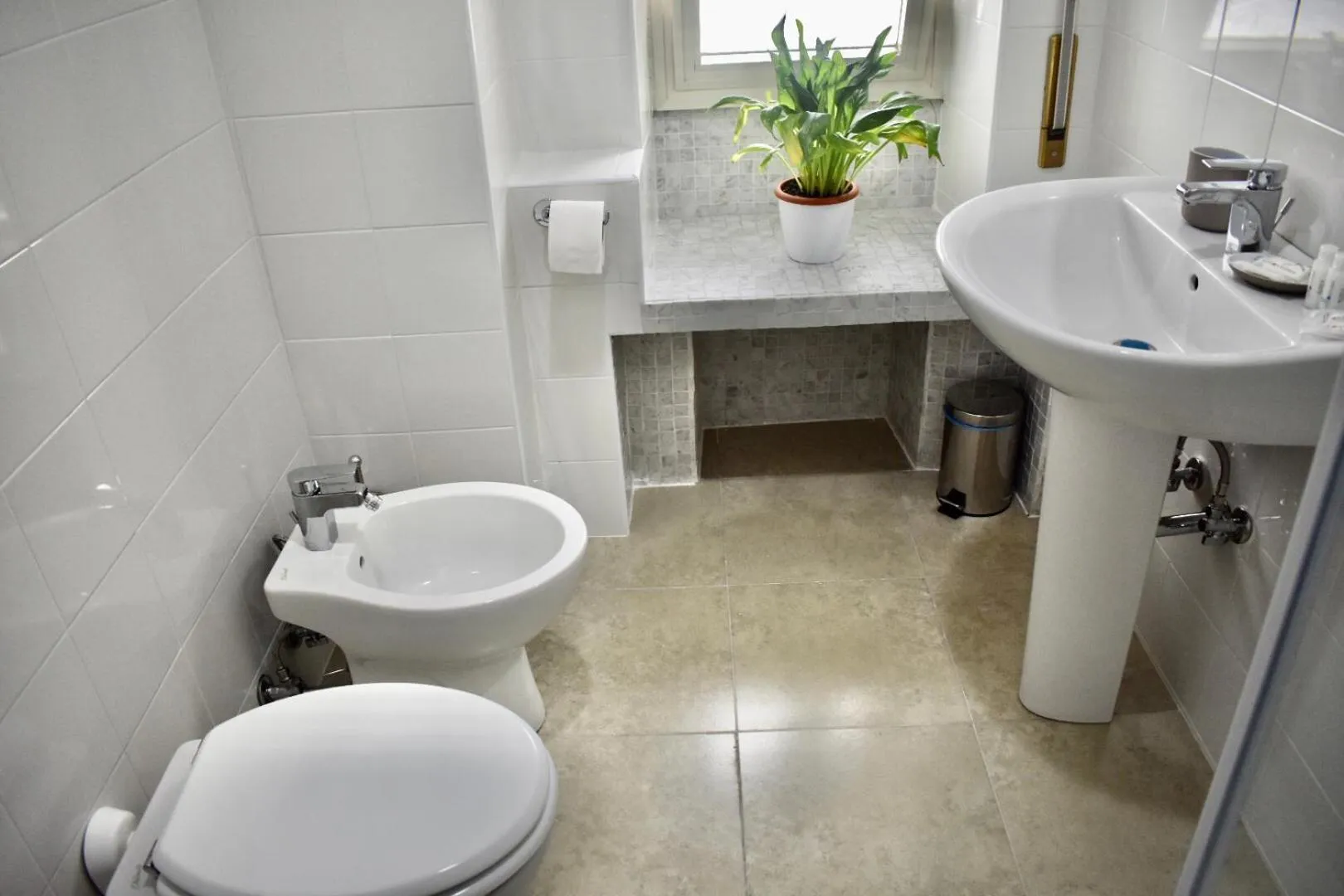 Bathroom in Affittacamere Dianir