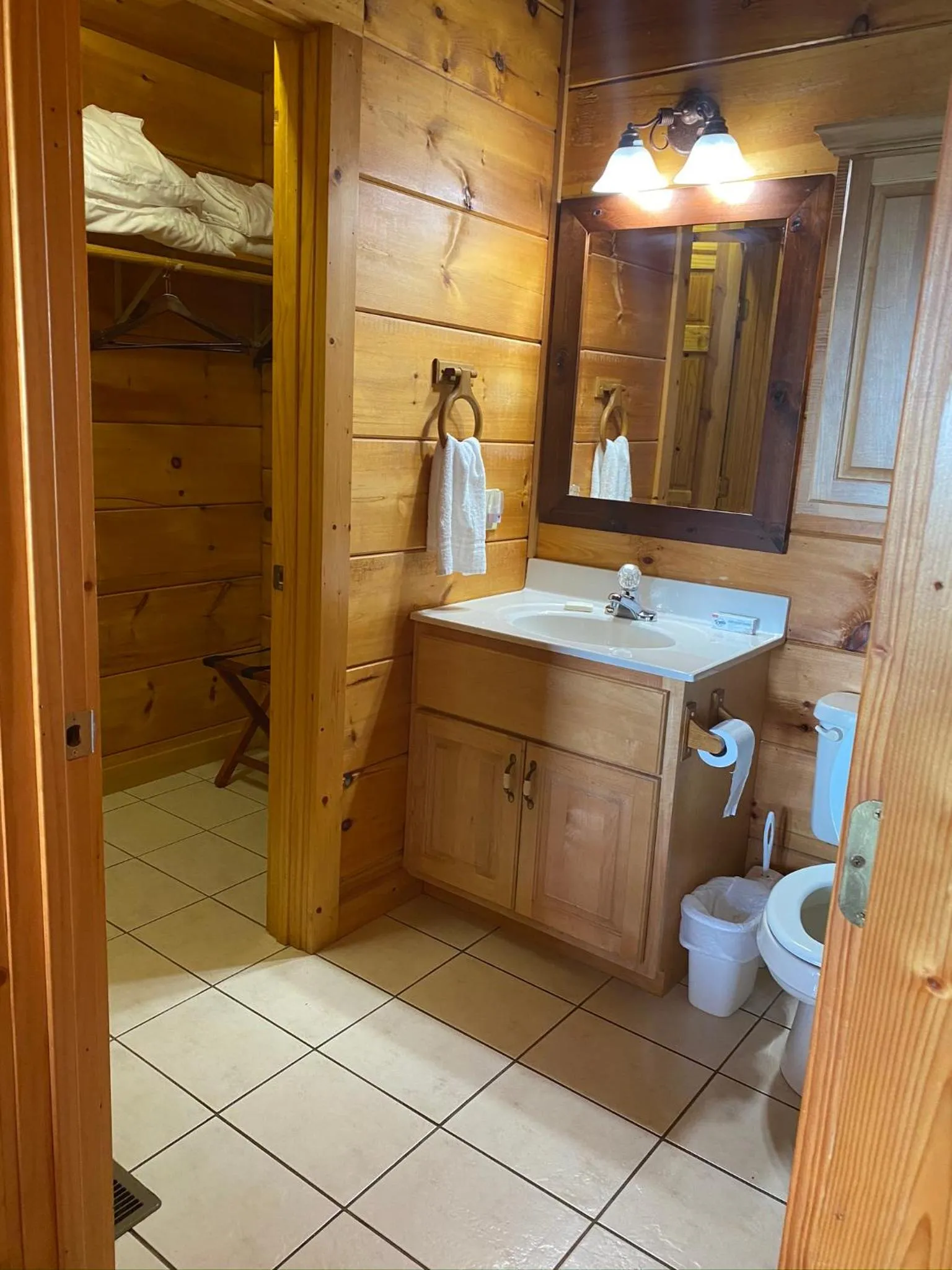 Toilet in Grandview Experience Lodge