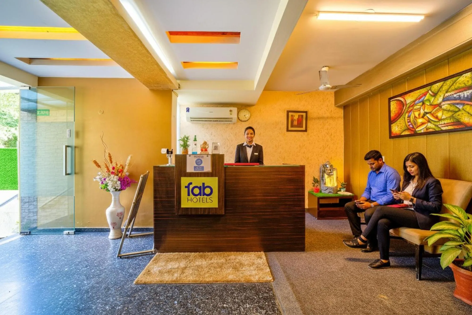 Lobby or reception in FabHotel Rivlet