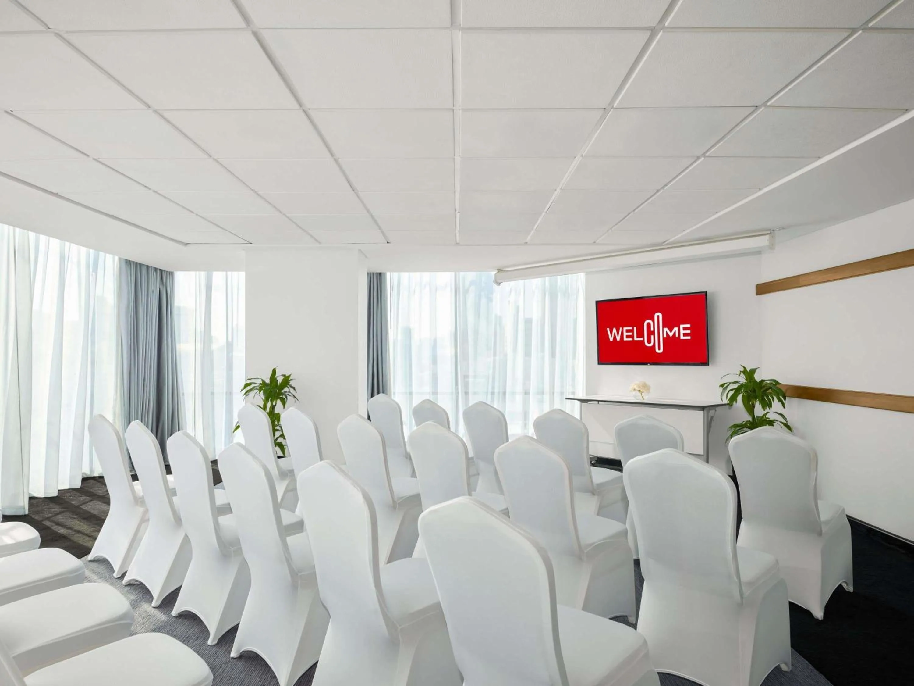 Meeting/conference room in ibis Kuwait Salmiya