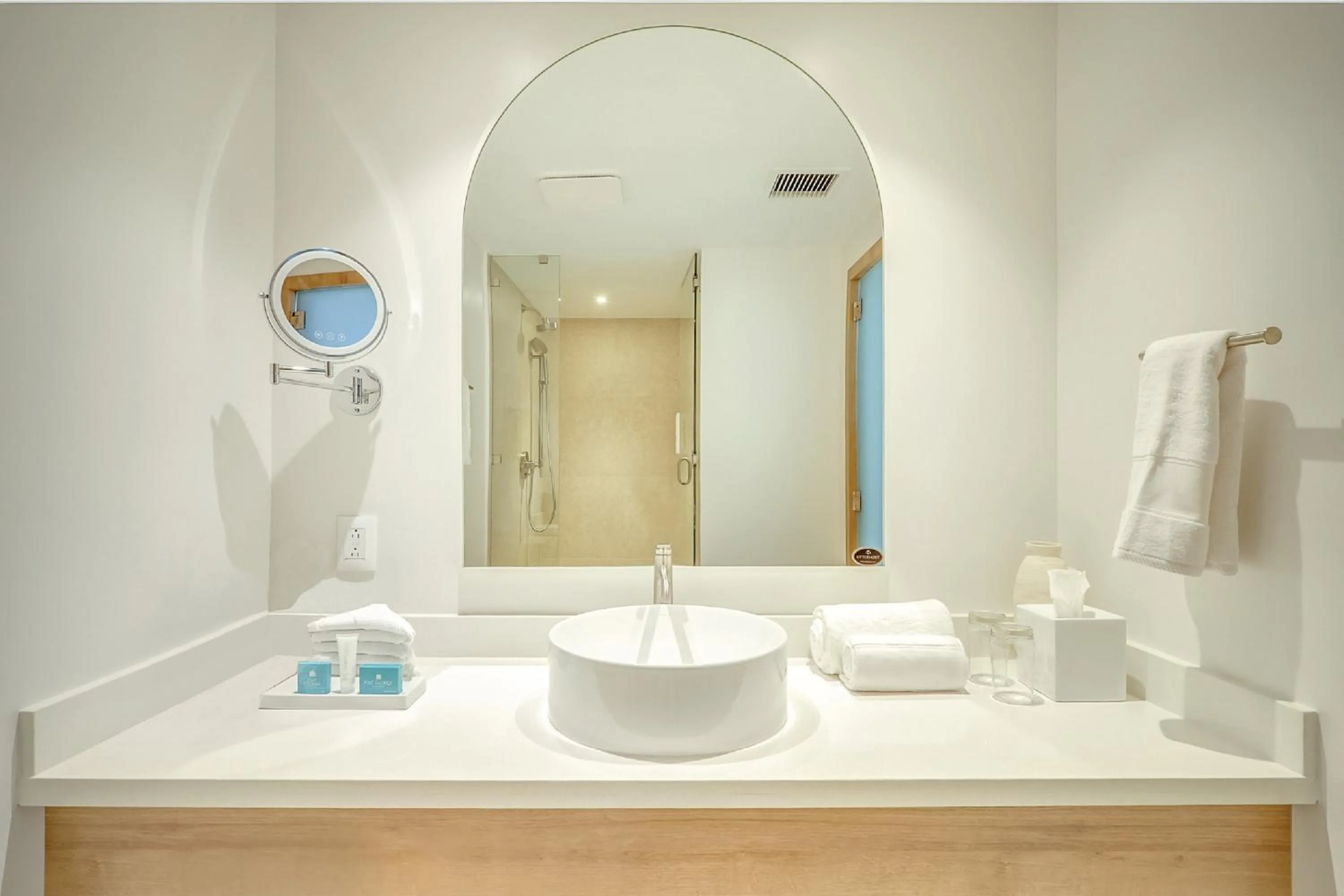 Bathroom in Fort George Hotel and Spa