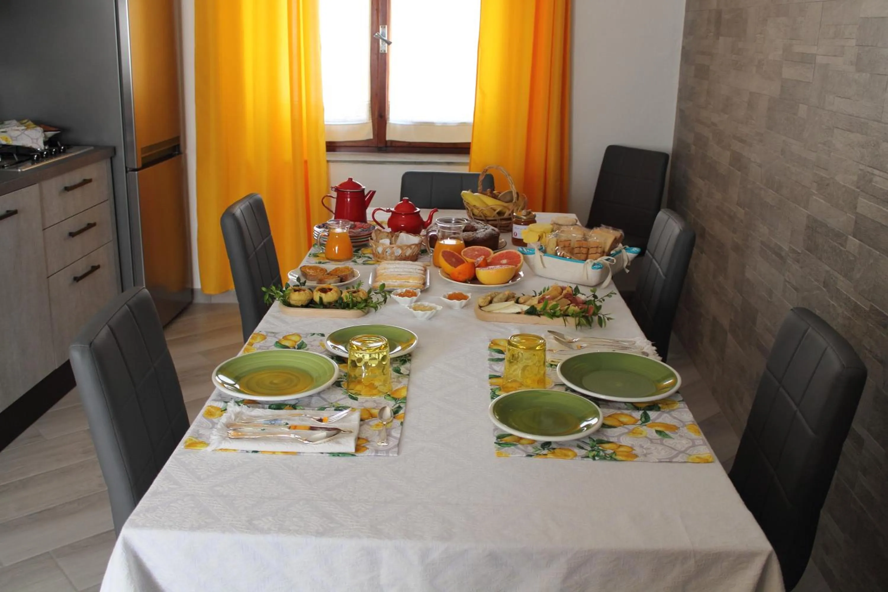 Breakfast in B&B Piazza Municipio