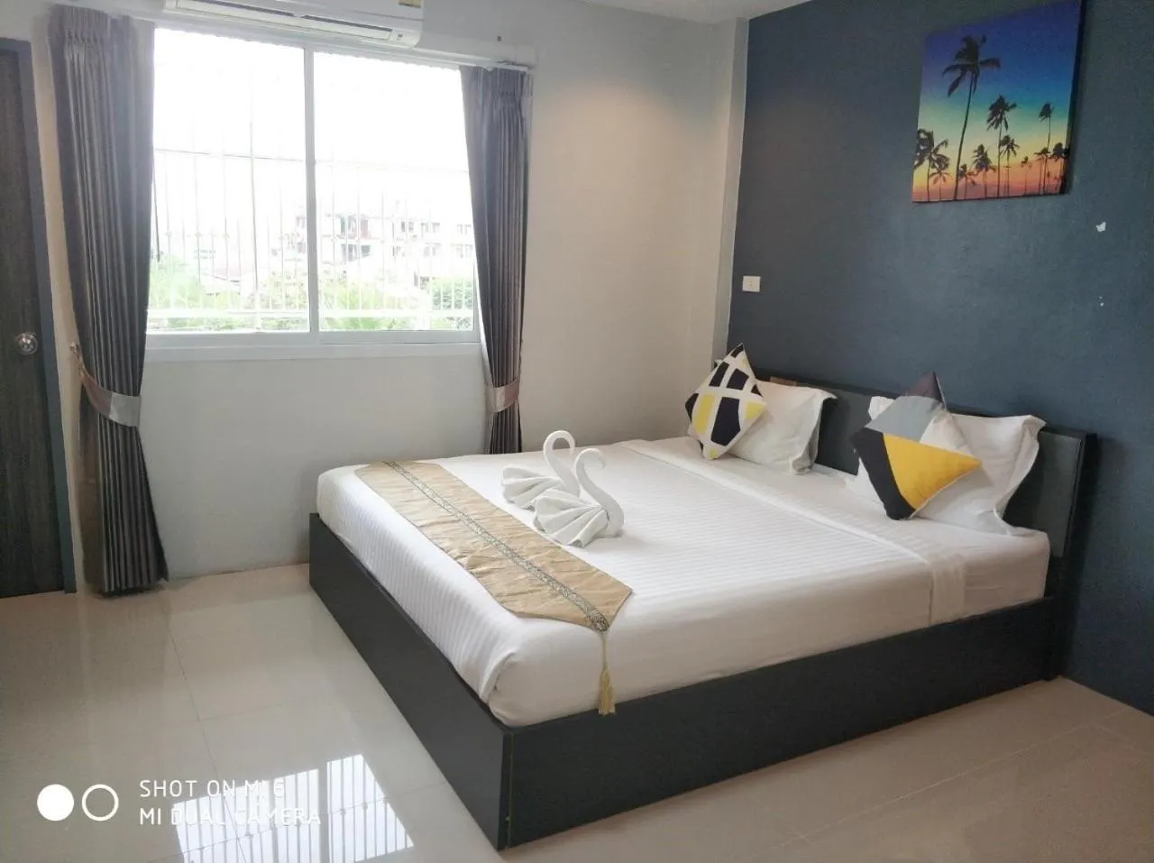 Photo of the whole room, Bed in Supachai Inn