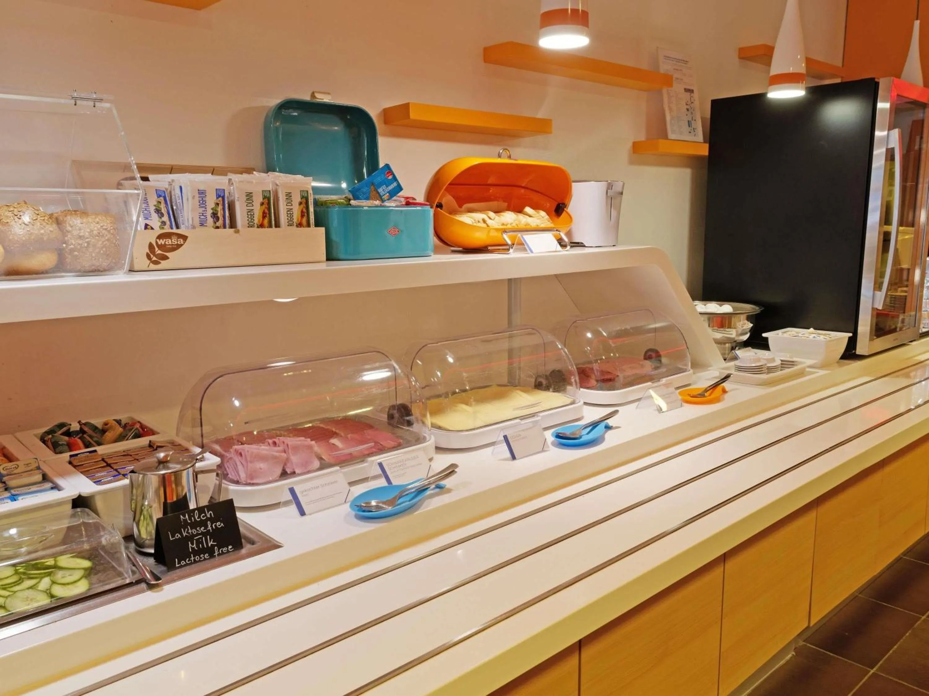 Breakfast in ibis budget Hotel BONN SÜD Königswinter