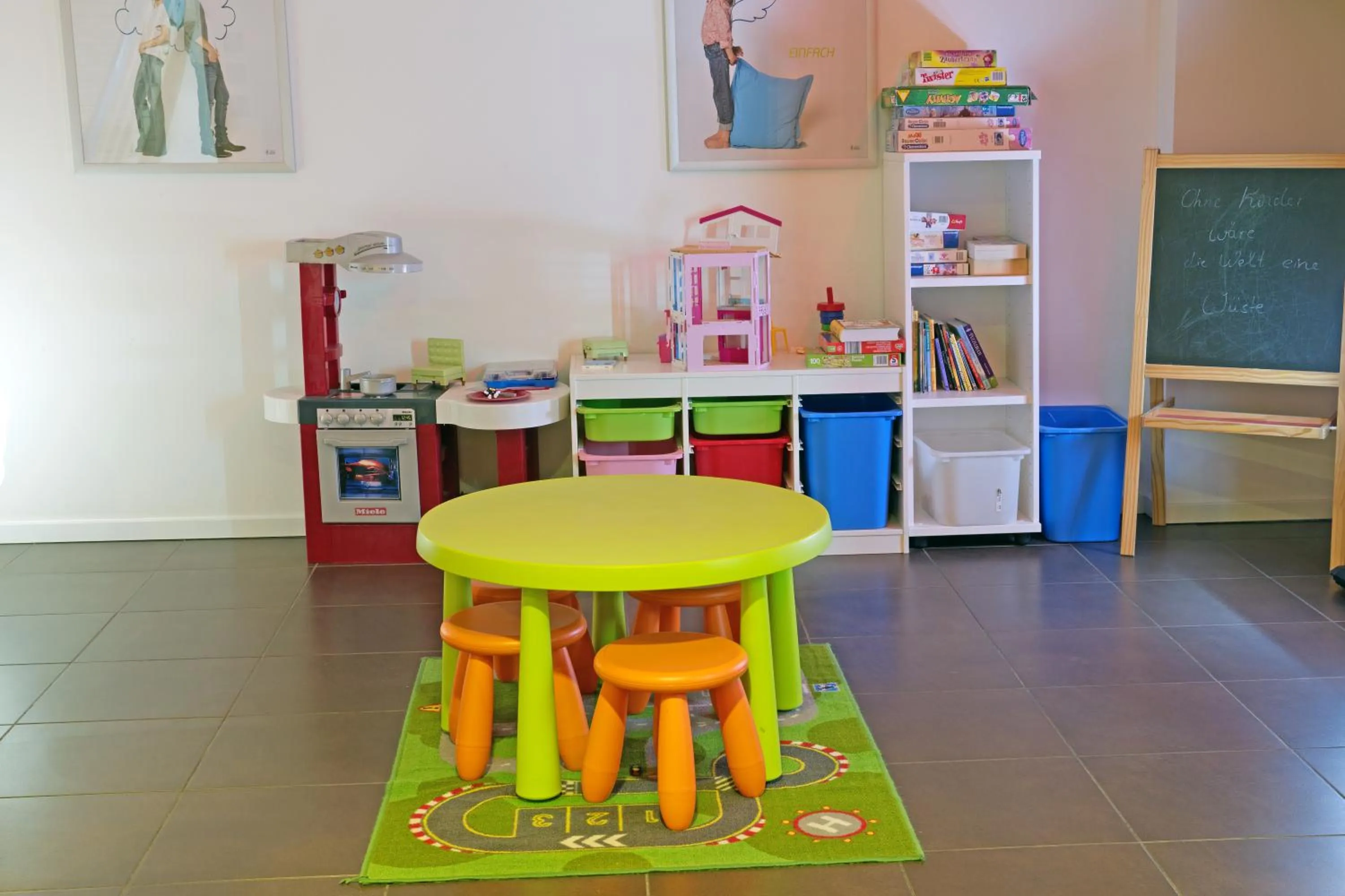 Game Room in ibis budget Hotel BONN SÜD Königswinter