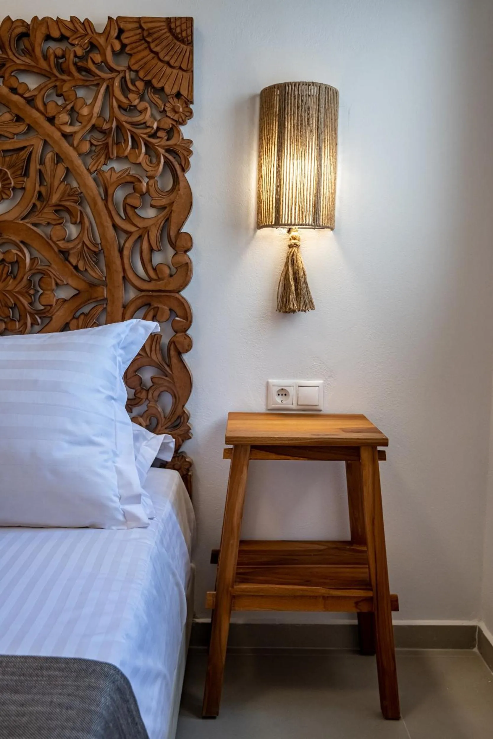 Bedroom, Bed in Remezzo Bayfront Suites