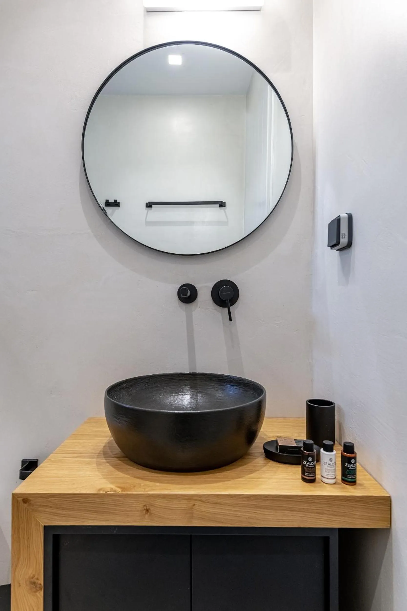 Bathroom in Remezzo Bayfront Suites