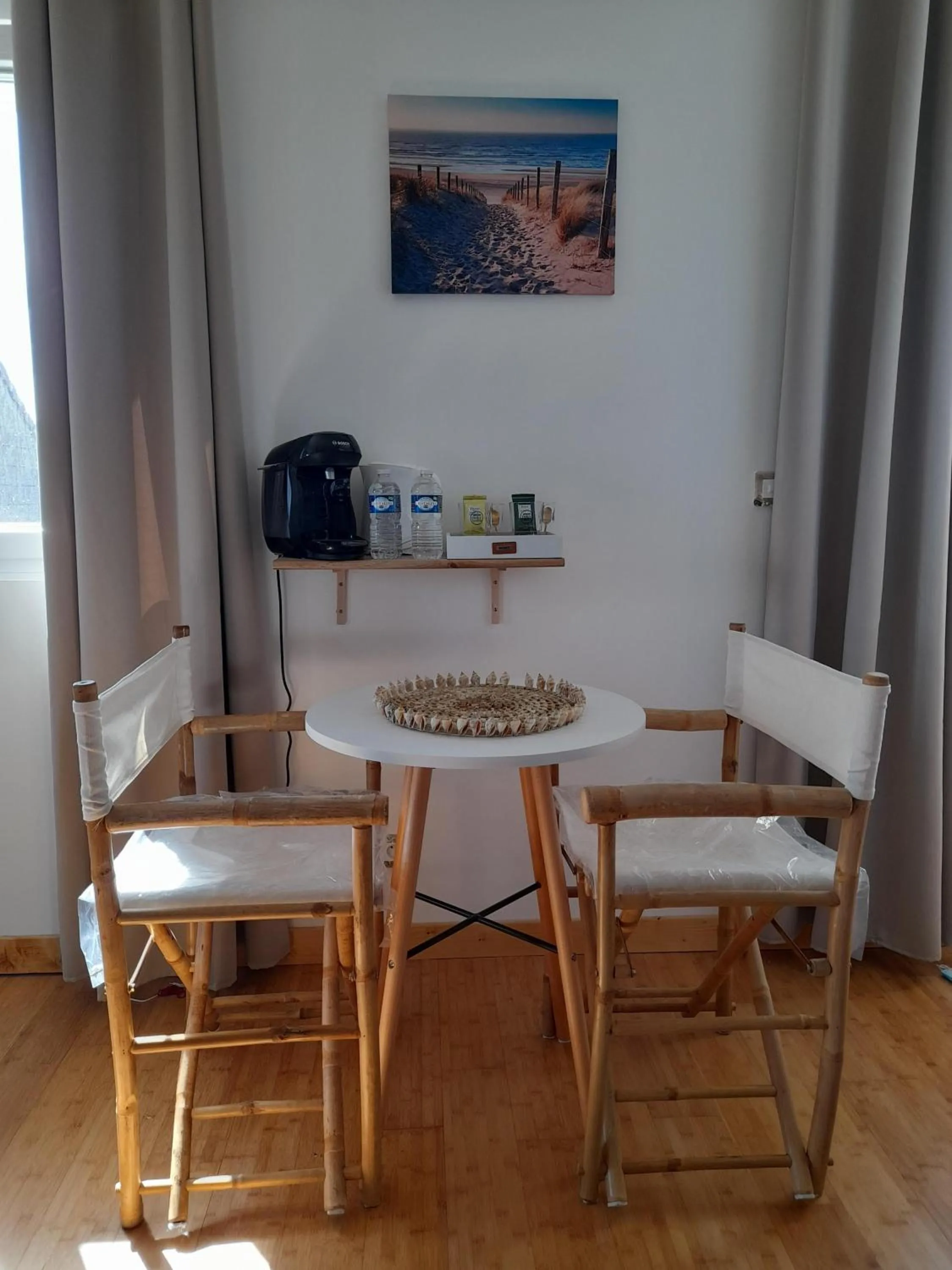 Bedroom in Chambres 2 caps