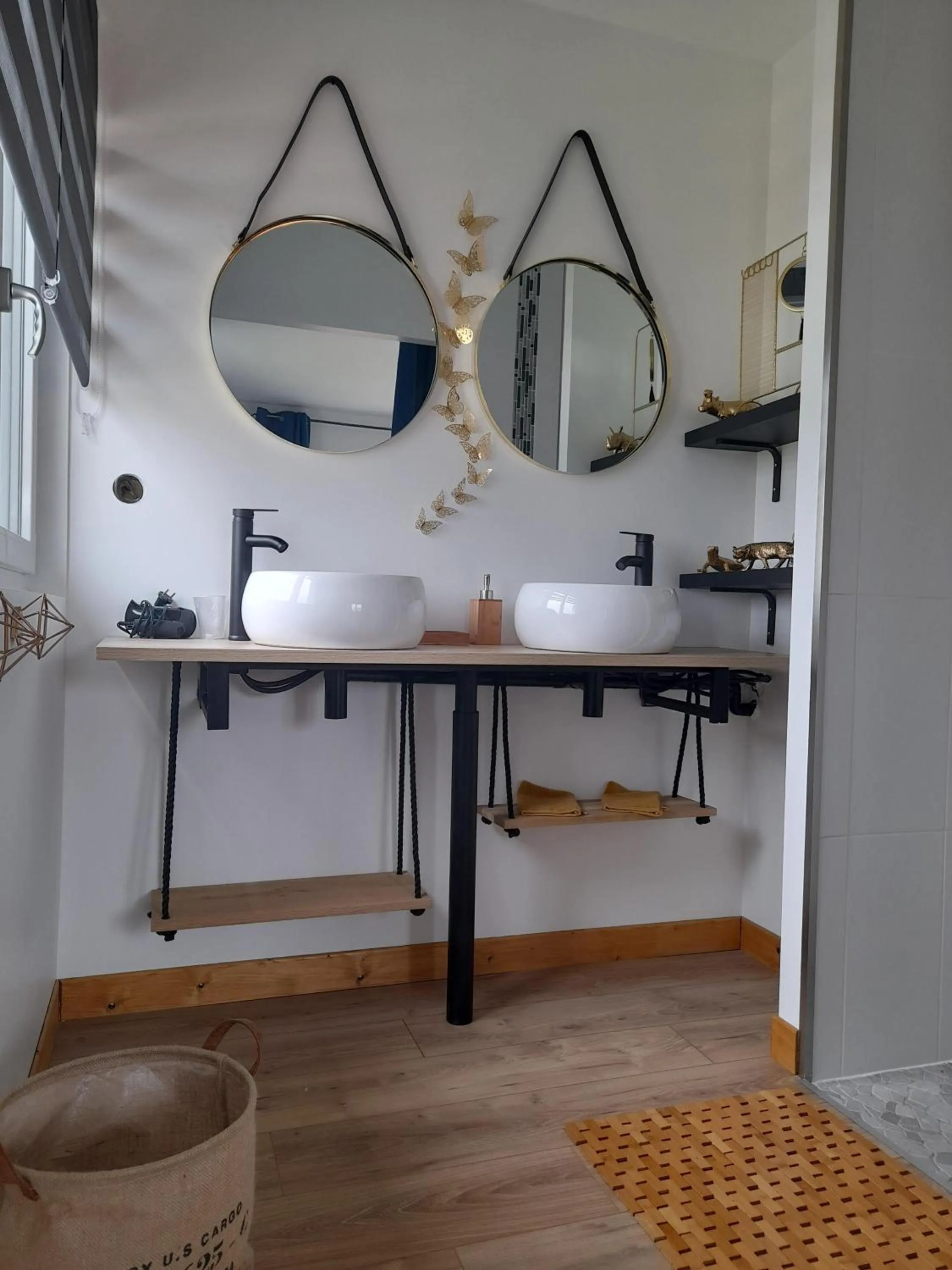 Bathroom in Chambres 2 caps