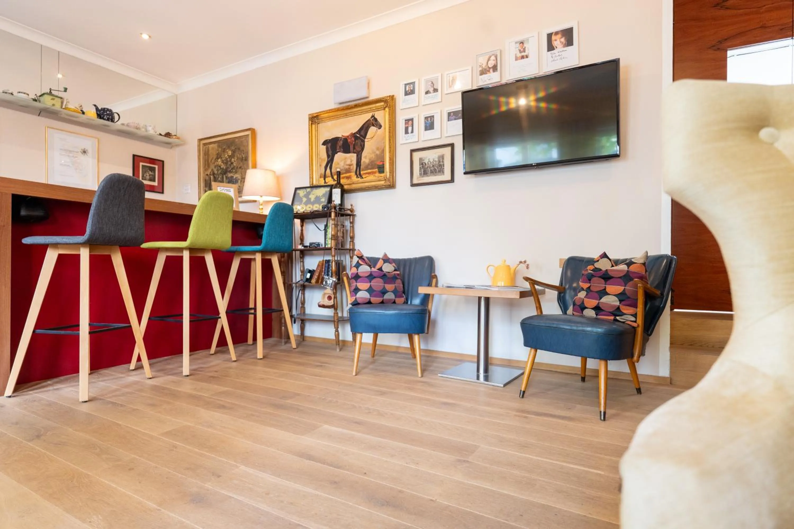 Lounge or bar in Das Jedermann Boutiquehotel mit Stadtgarten