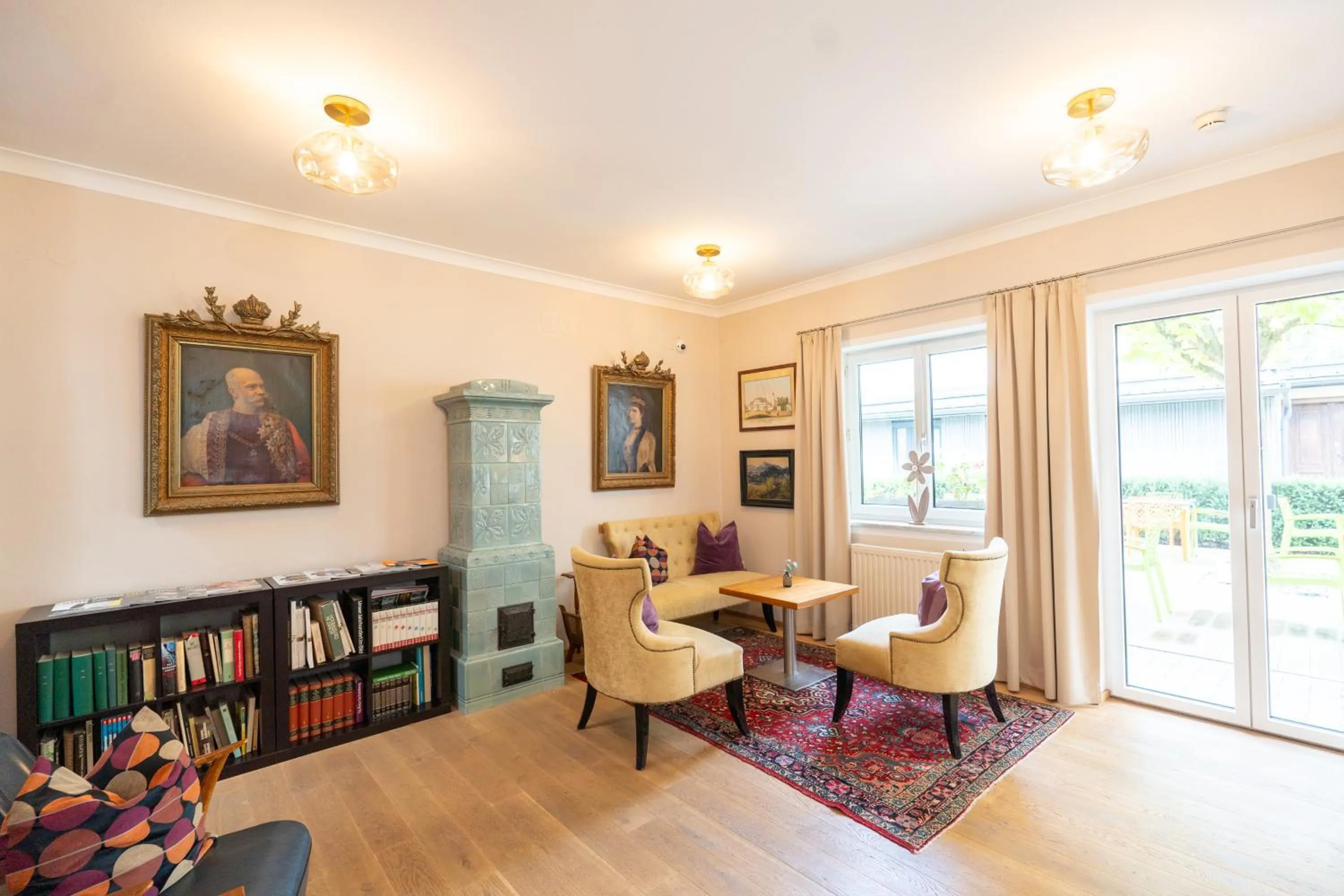 Lounge or bar in Das Jedermann Boutiquehotel mit Stadtgarten