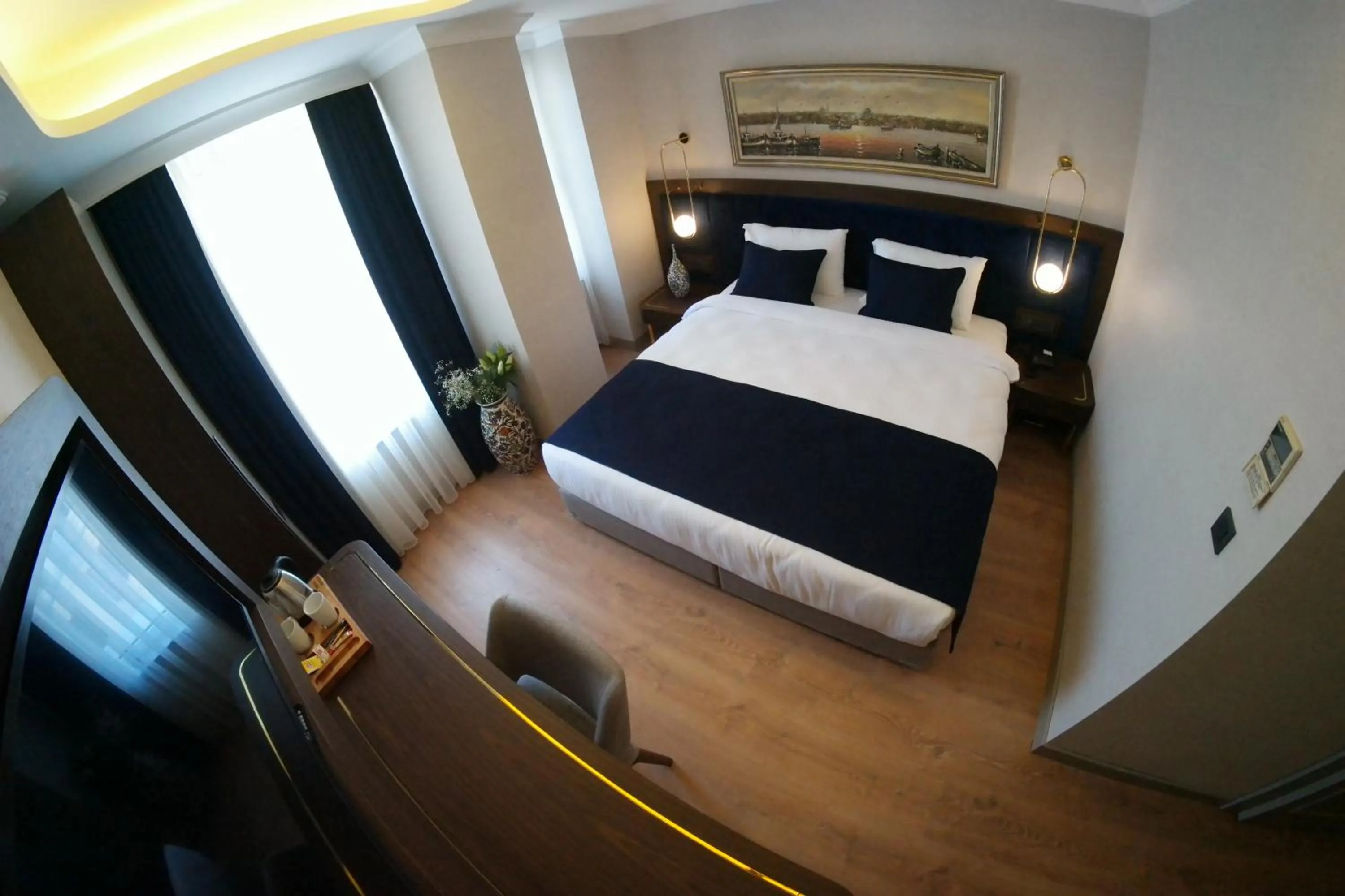 Photo of the whole room, Bed in Nevi Hotel & Suites Istanbul Taksim
