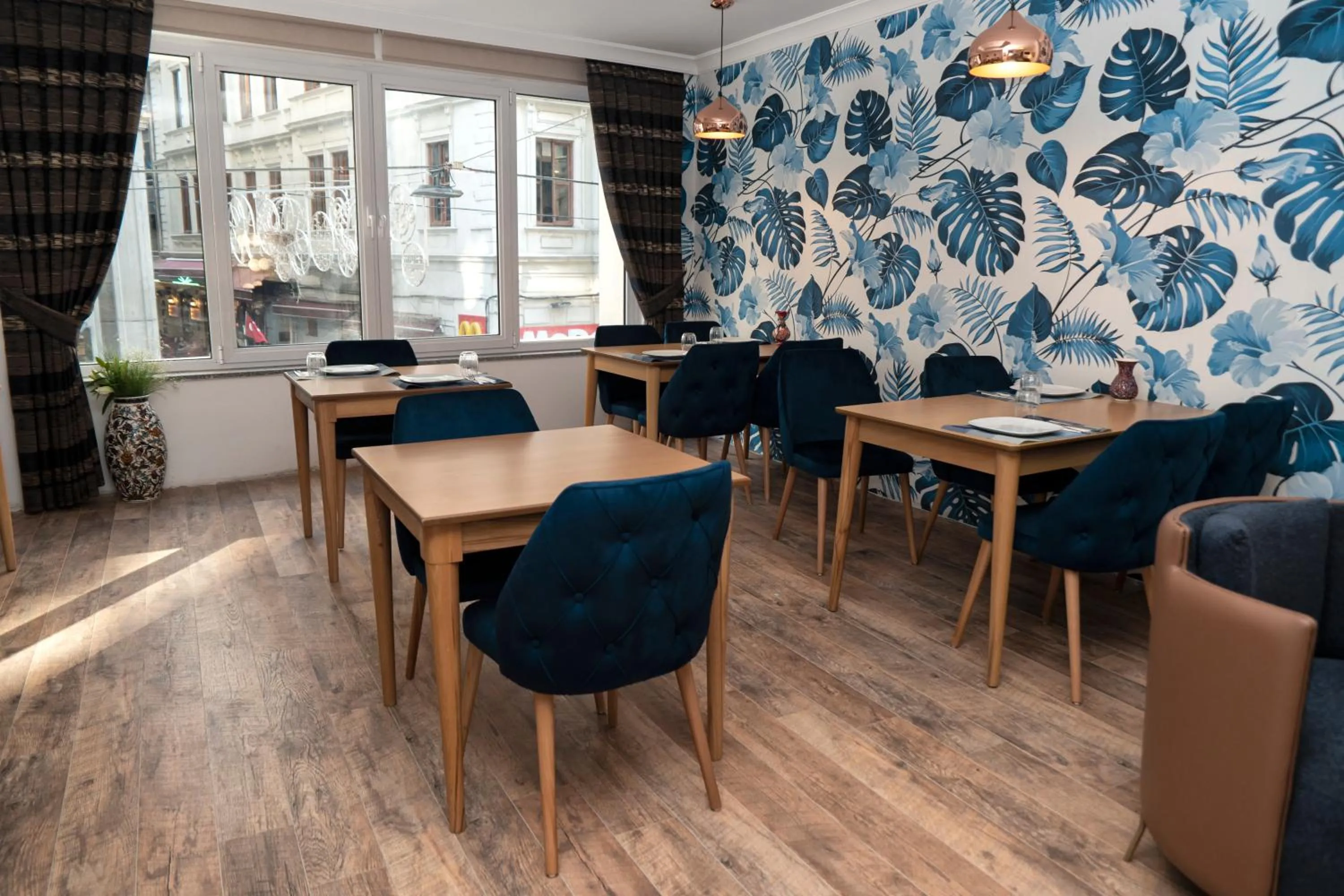 Lobby or reception in Nevi Hotel & Suites Istanbul Taksim