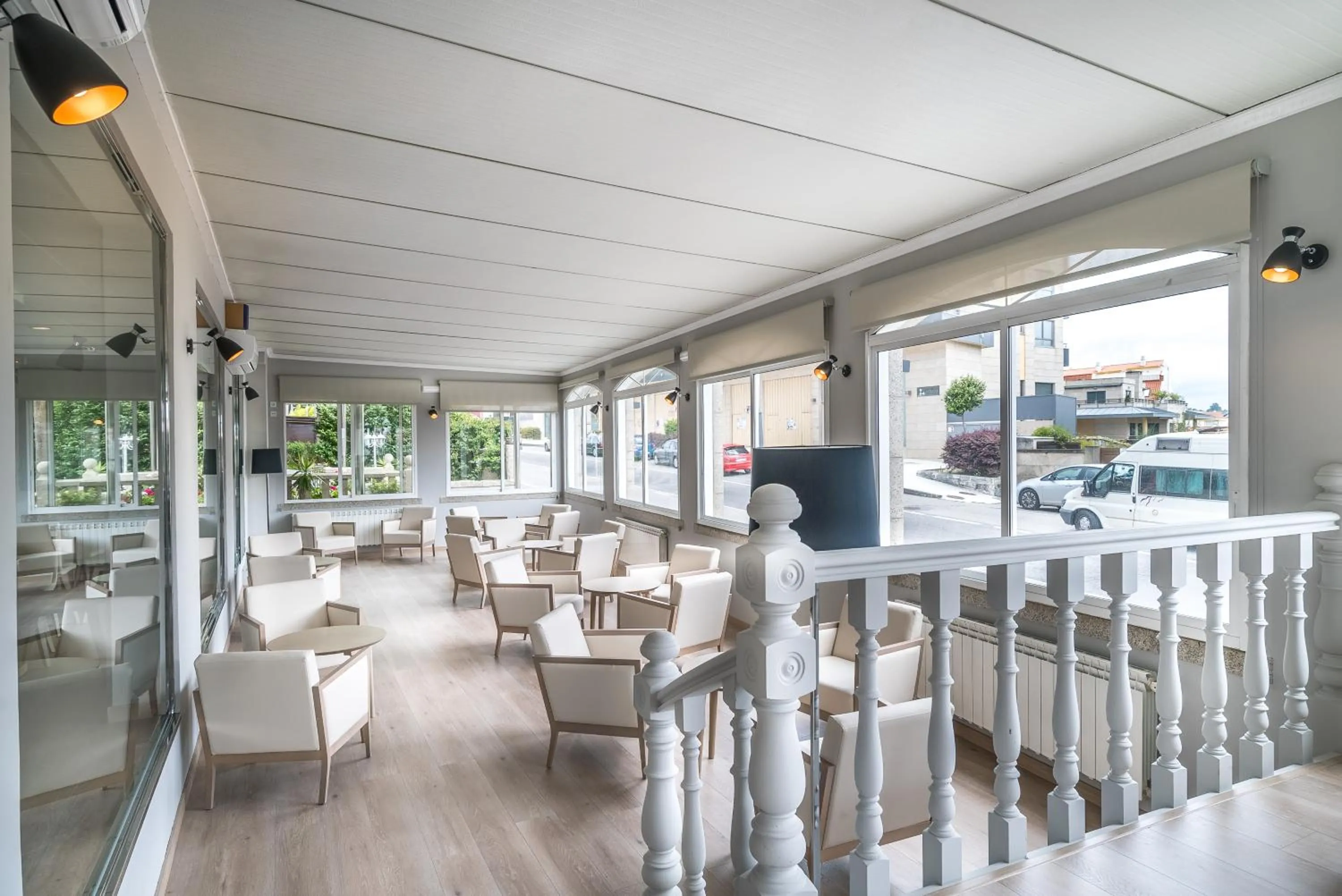 Communal lounge/ TV room in Hotel Ton