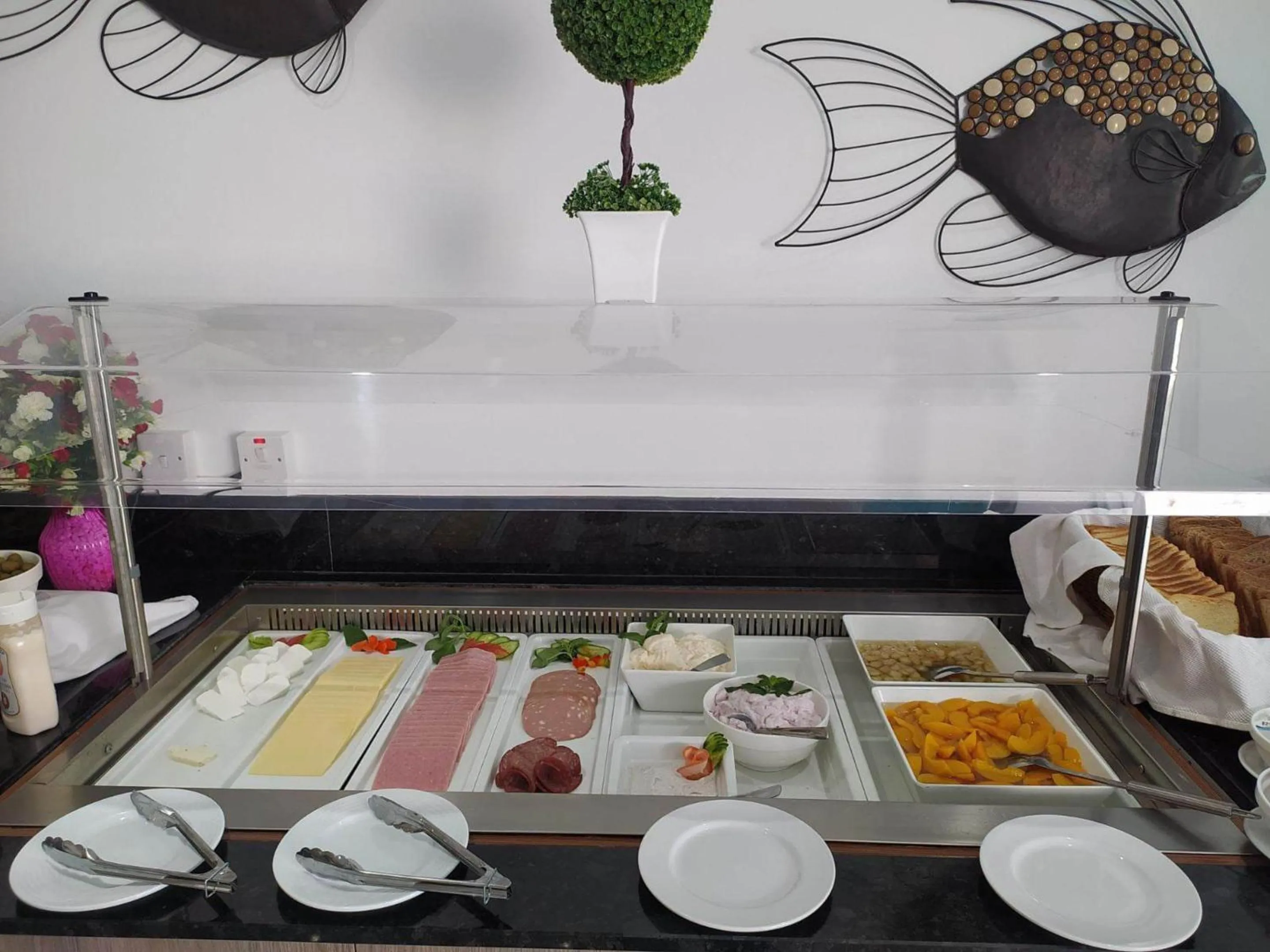 Breakfast in Sunny Blue Hotel