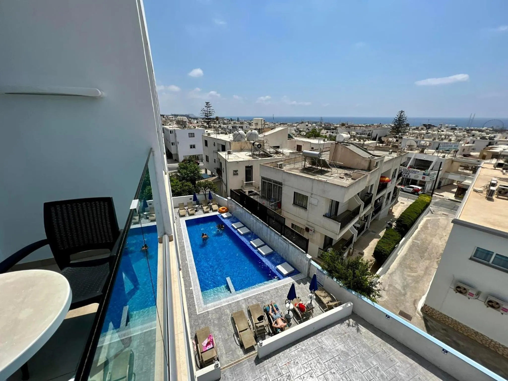 Balcony/Terrace in Sunny Blue Hotel
