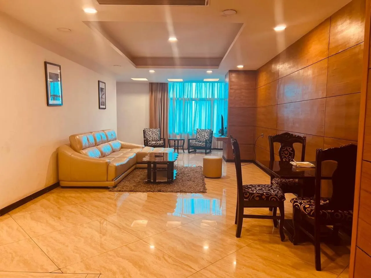 Seating area in Inter Luxury Hotel