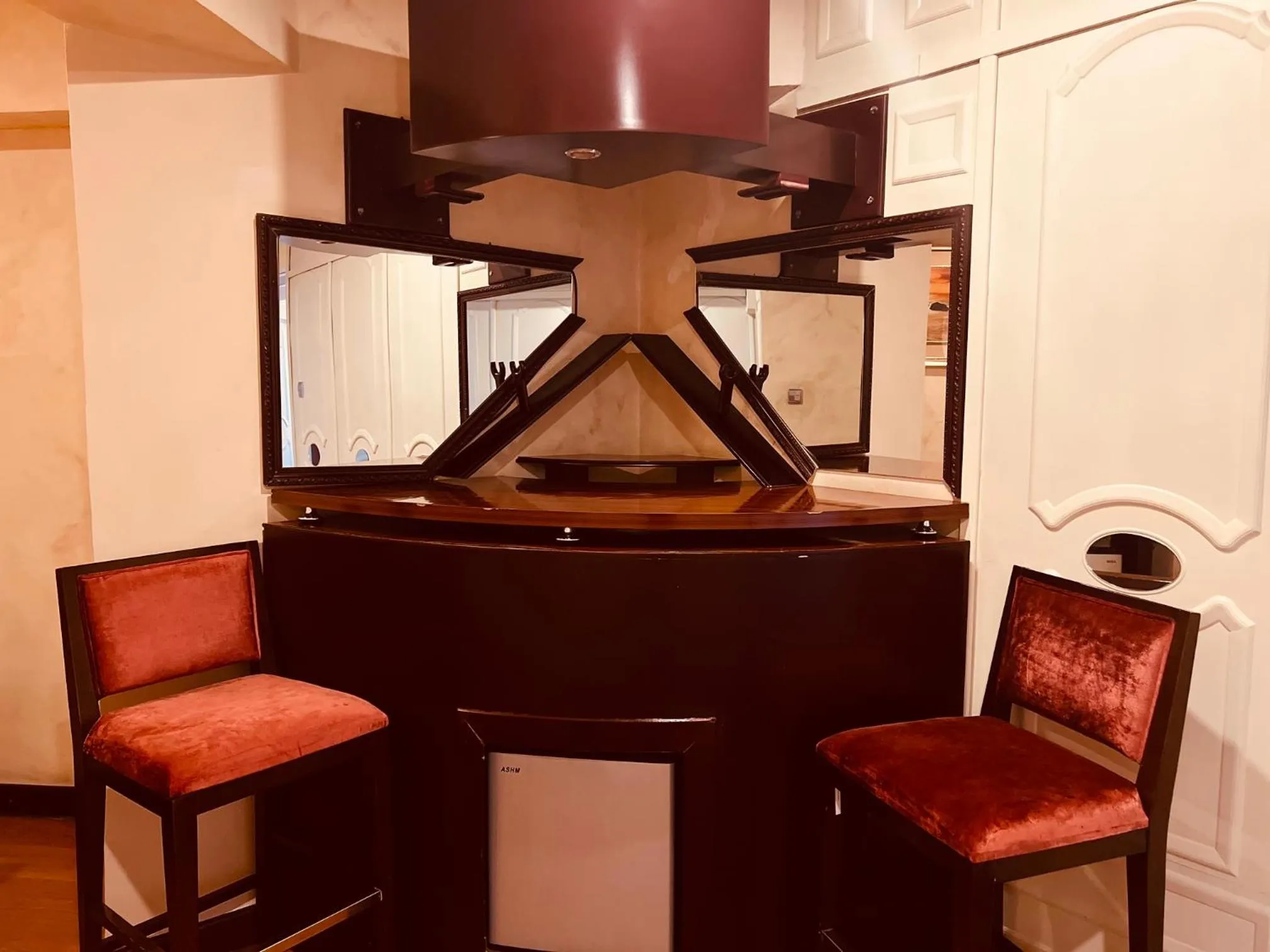 Living room in Inter Luxury Hotel