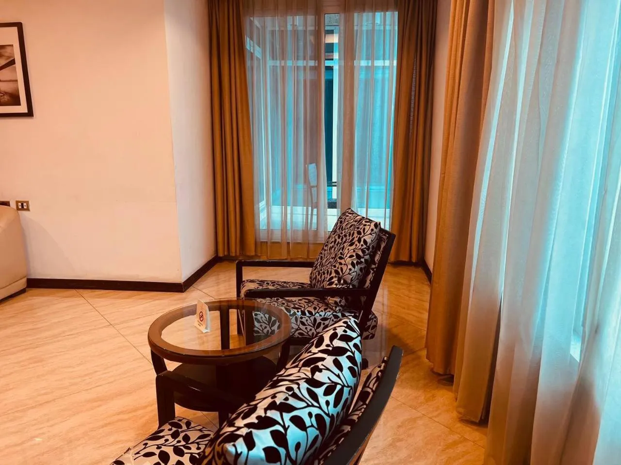 Seating area in Inter Luxury Hotel