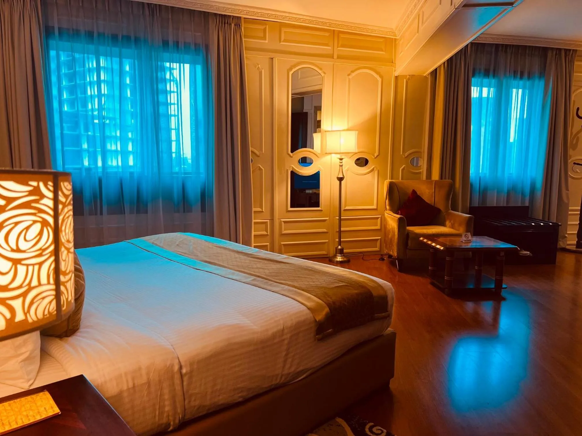 Bed in Inter Luxury Hotel