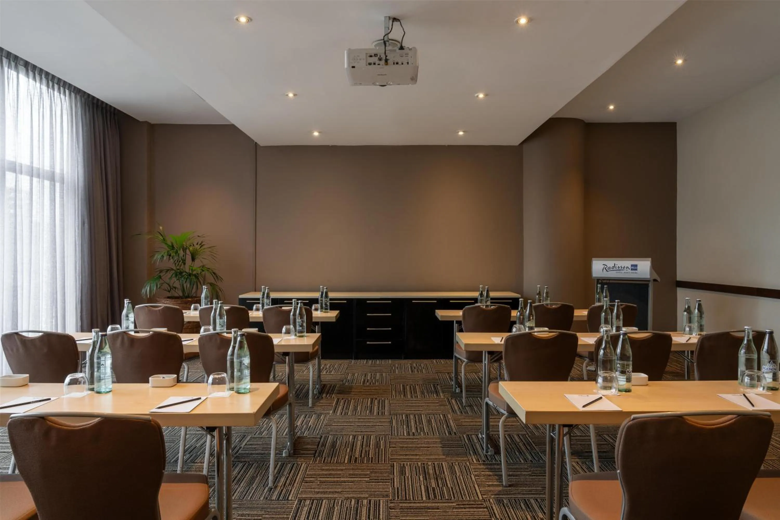 Meeting/conference room in Radisson Blu Hotel, Addis Ababa