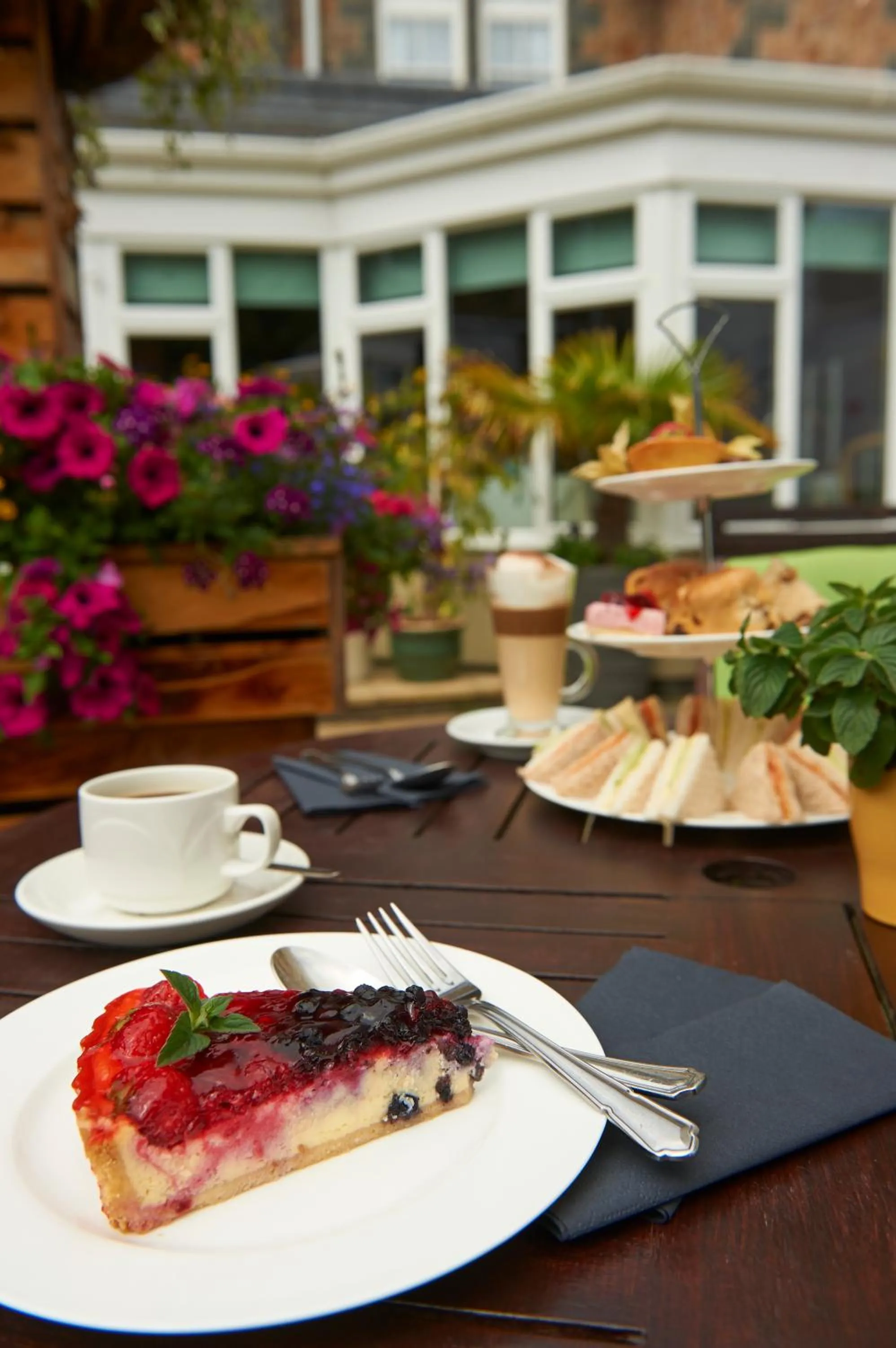 Food and drinks in Best Western Moores Central Hotel