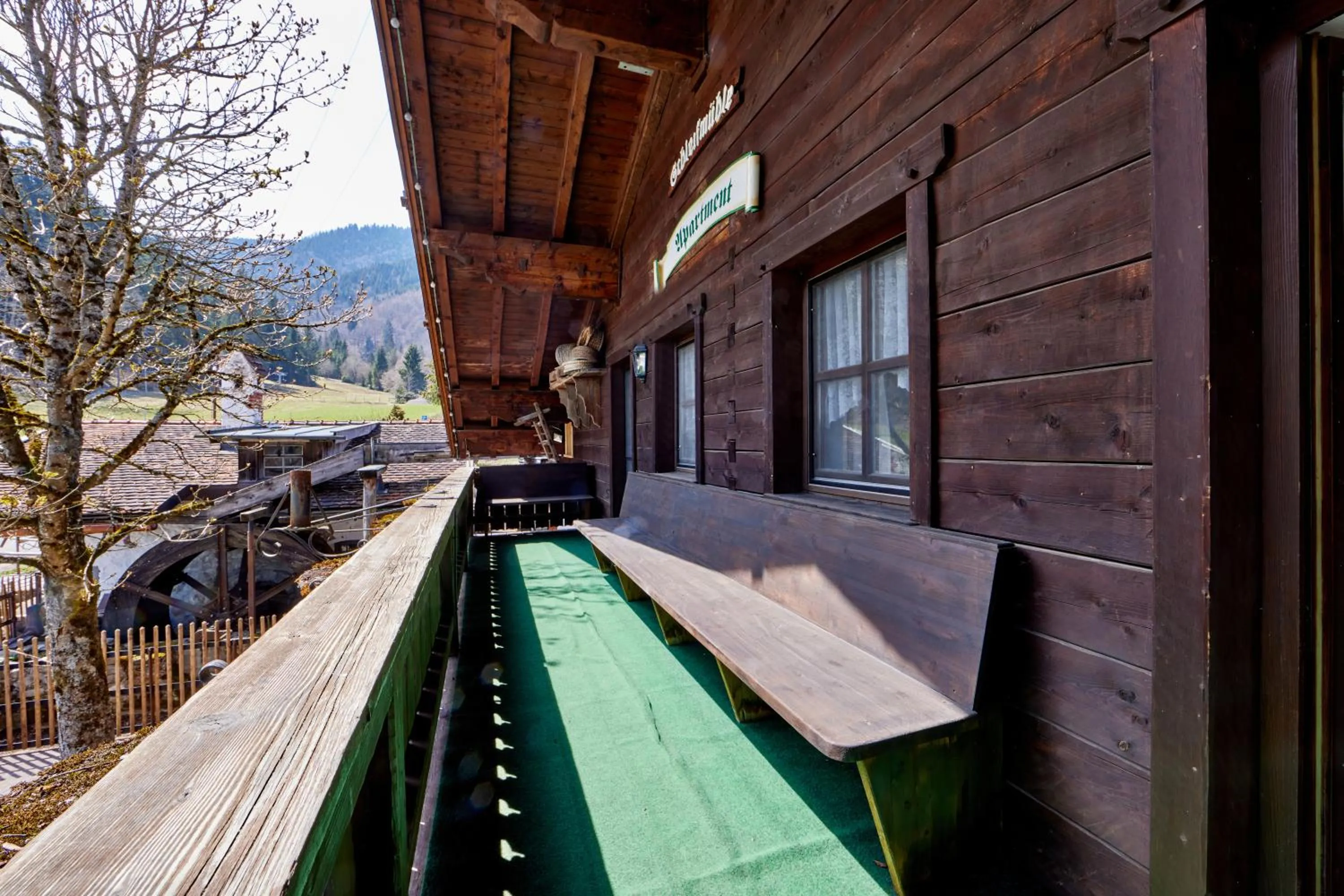 Day in Appartements Gasthof Schleifmühle Unterammergau