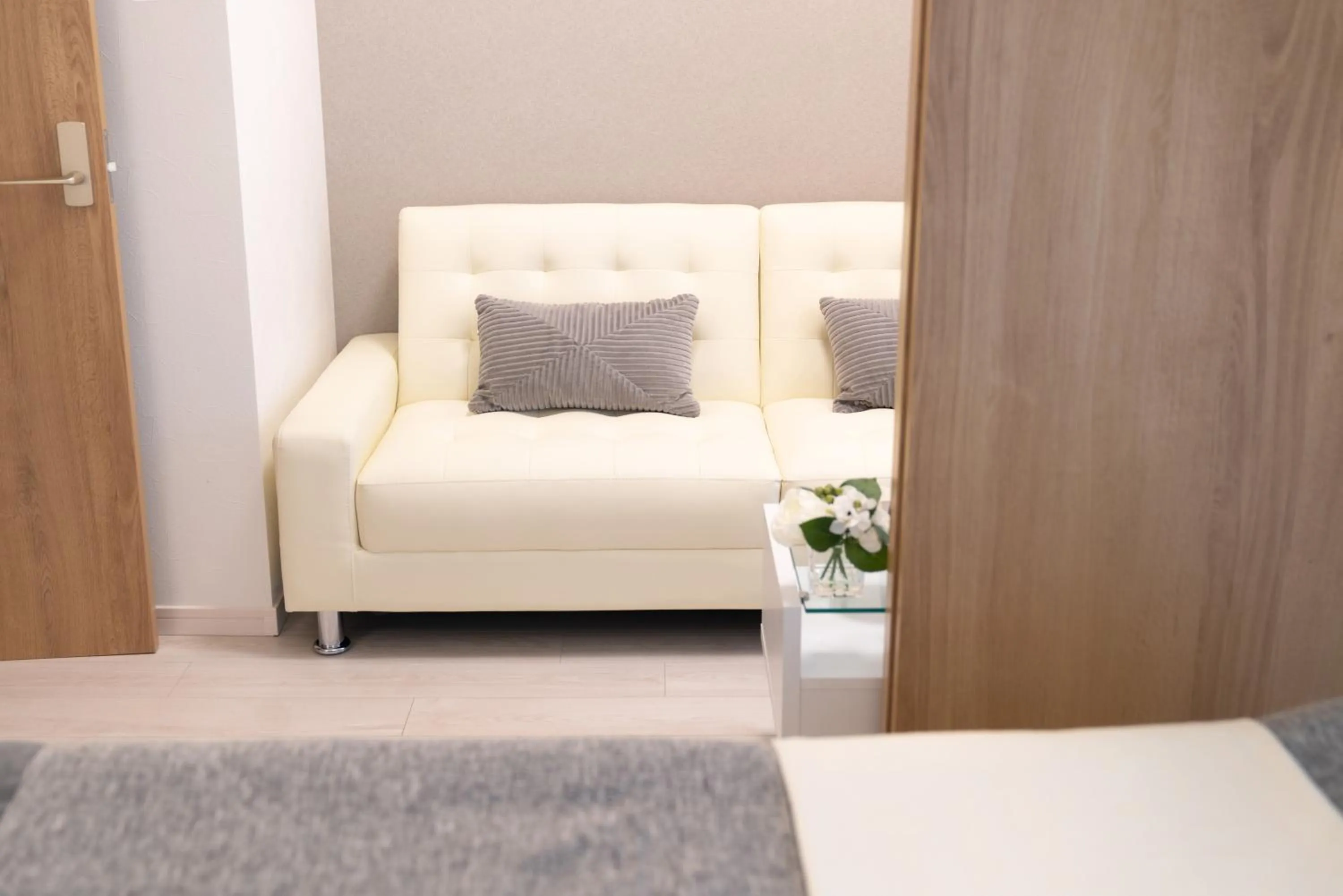 Bed in OSAKA SUNSHINE TOWER 53 l