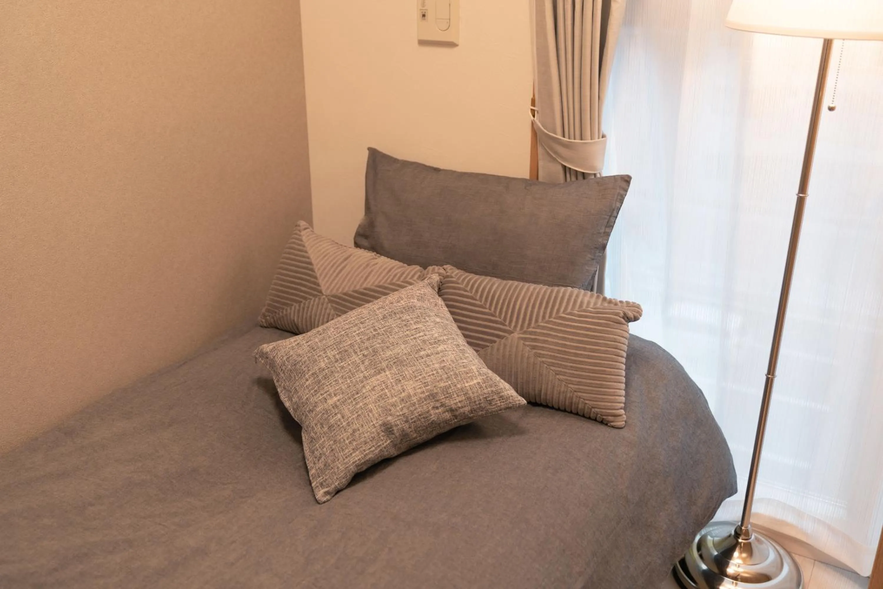 Bed in OSAKA SUNSHINE TOWER 53 l