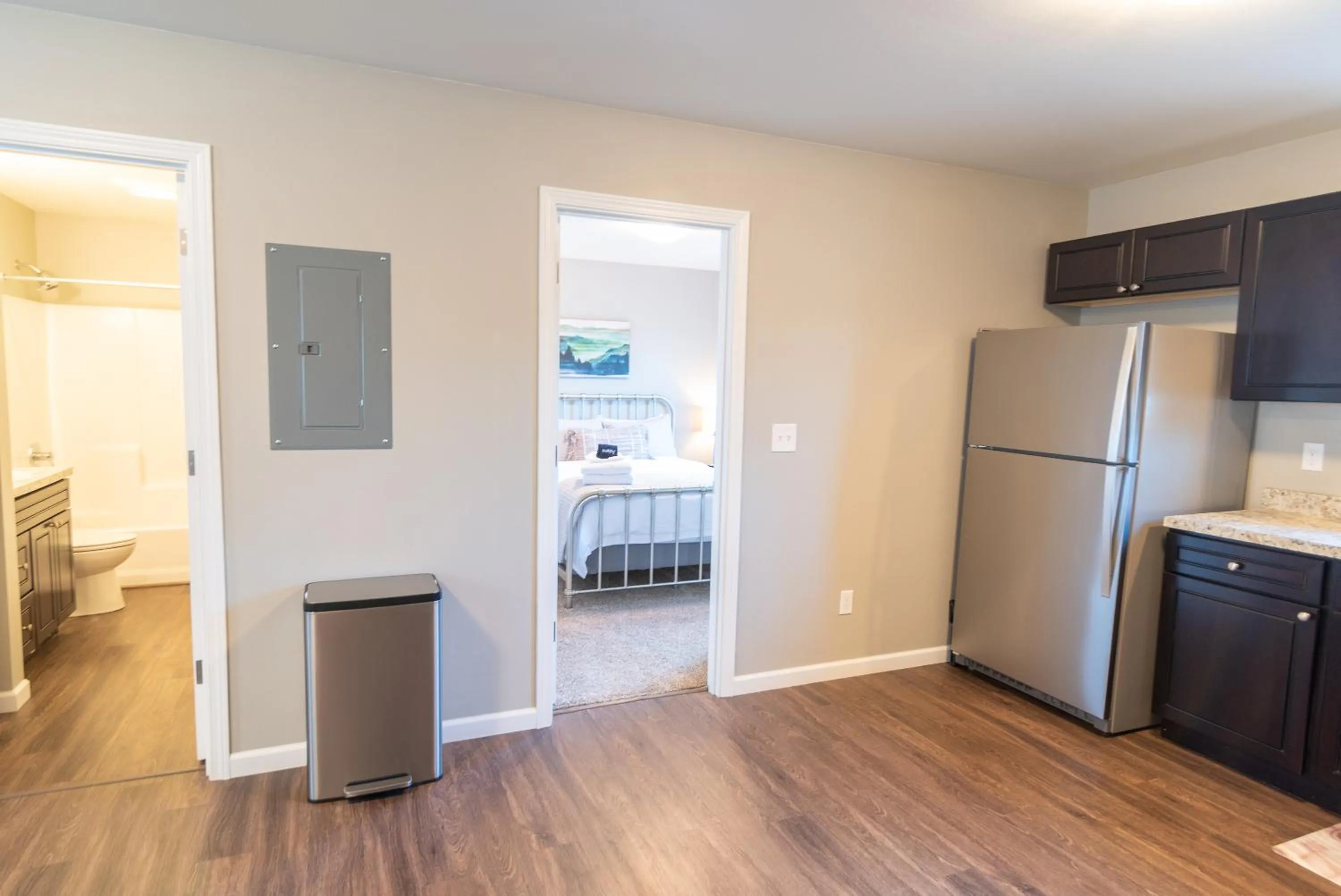 Kitchen or kitchenette in Susitna Suites