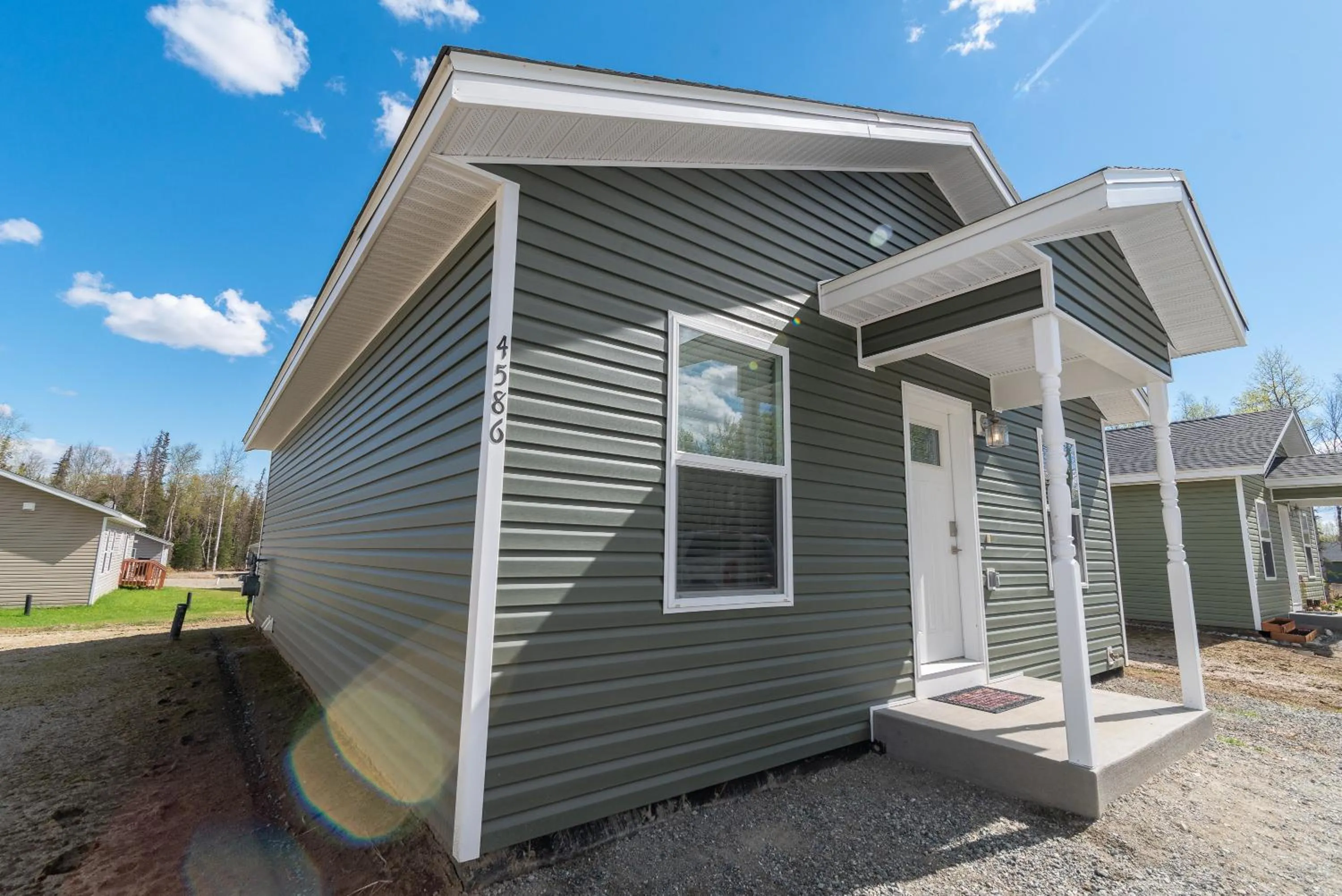 Facade/entrance in Susitna Suites