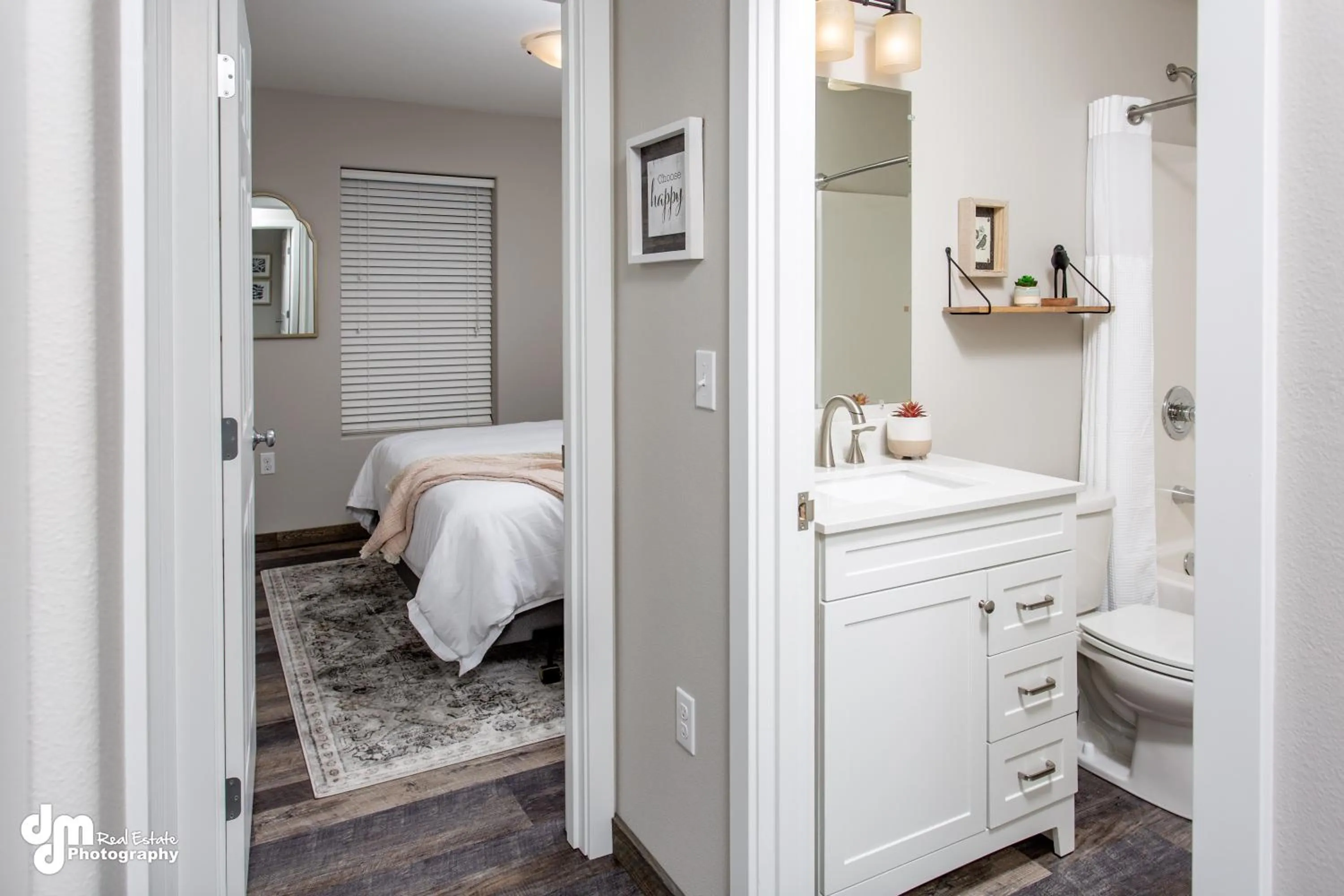 Bed in Susitna Suites