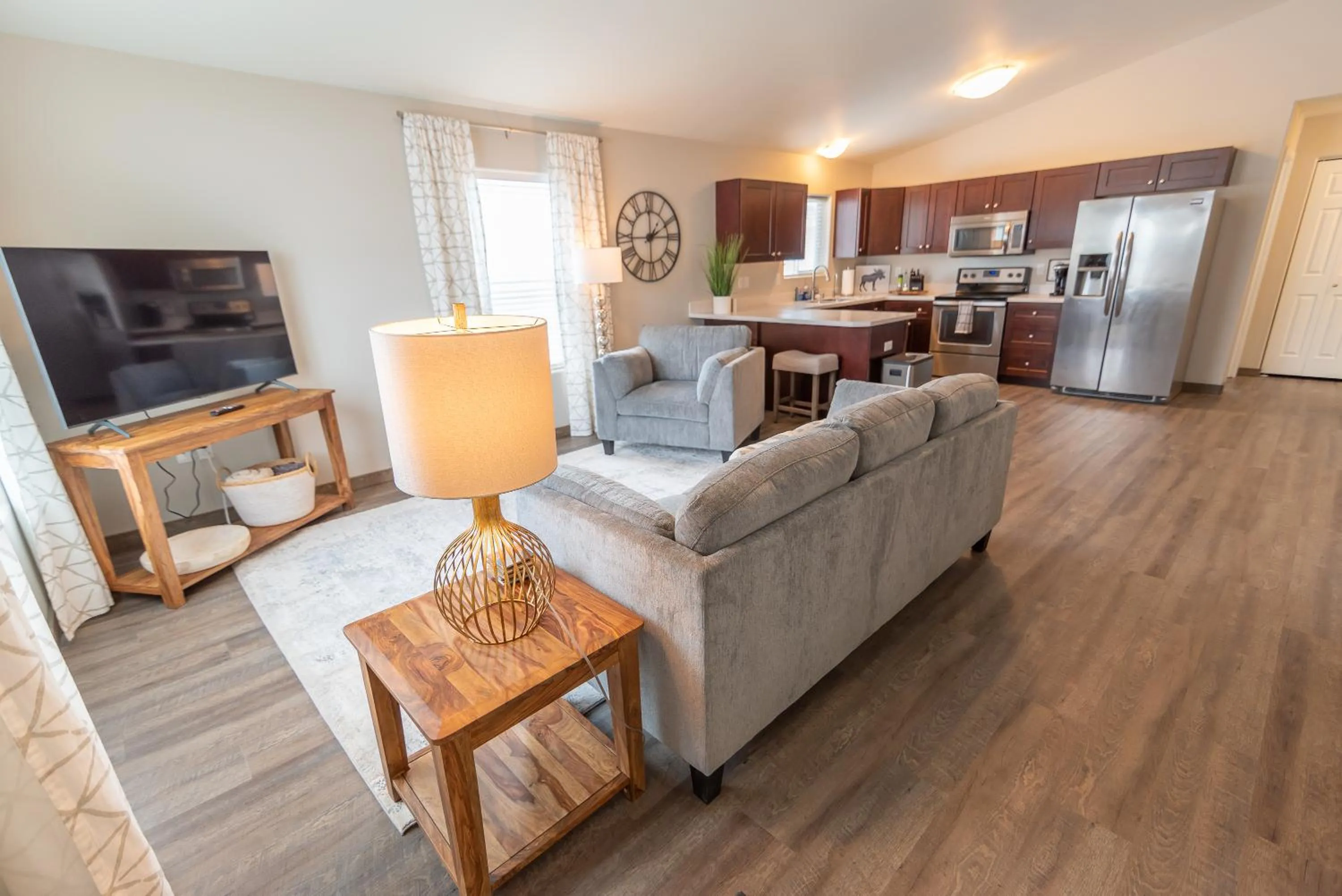 Kitchen or kitchenette in Susitna Suites
