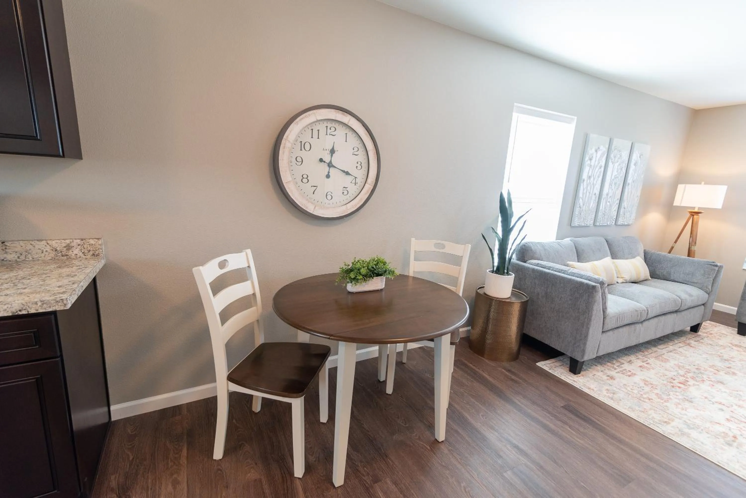 Living room in Susitna Suites