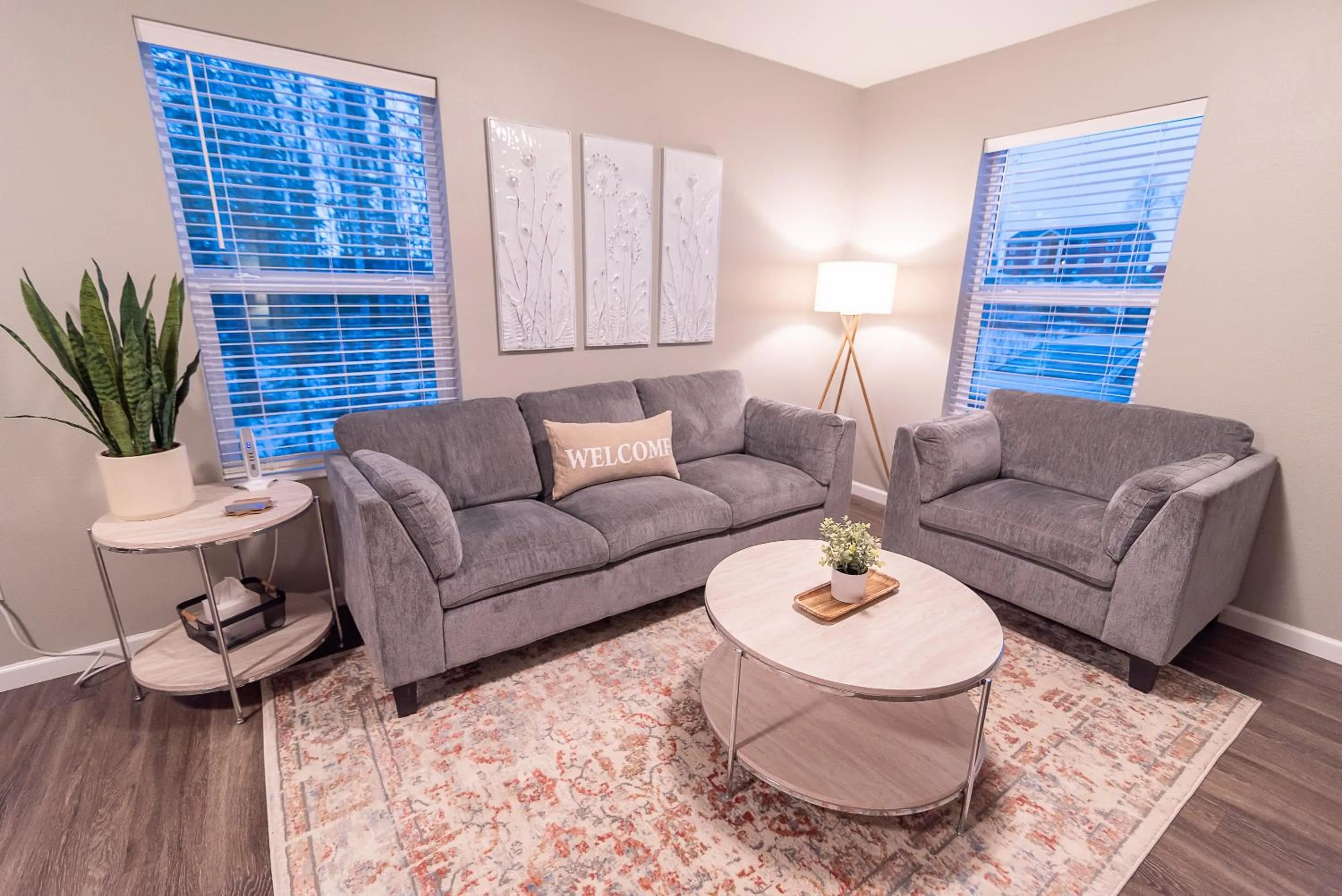 Living room in Susitna Suites