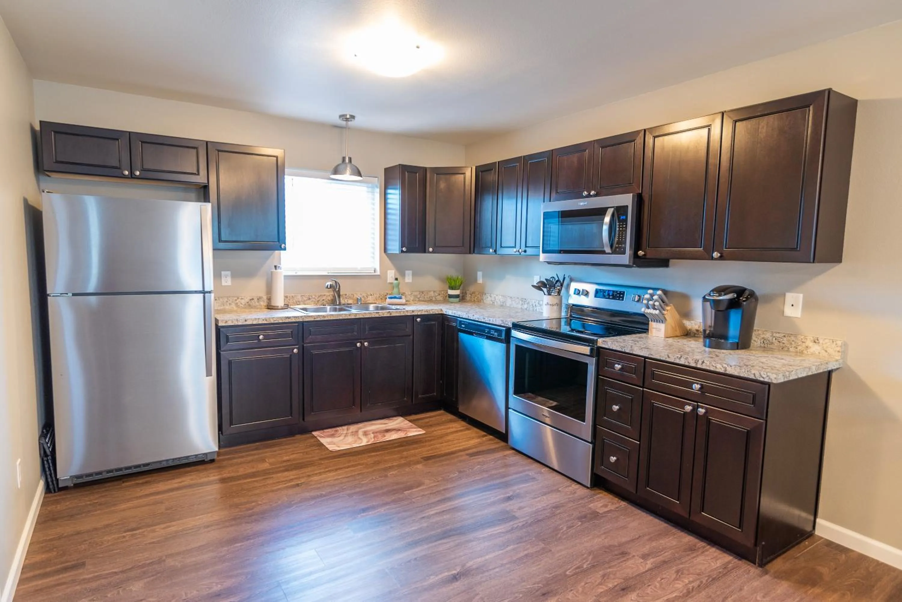 Kitchen or kitchenette in Susitna Suites